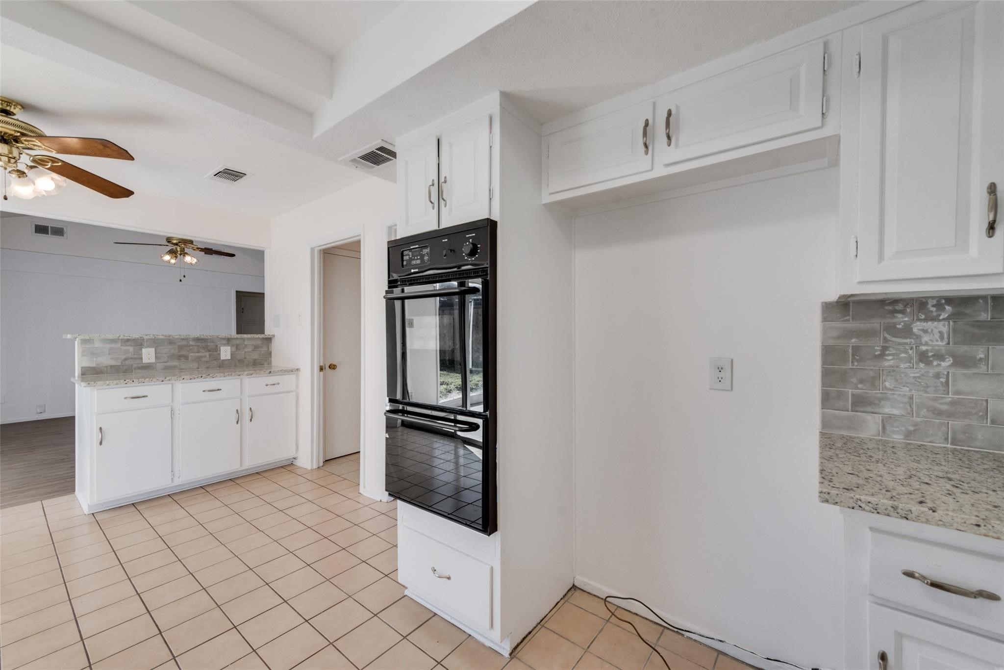 15716 Regal Hill Circle