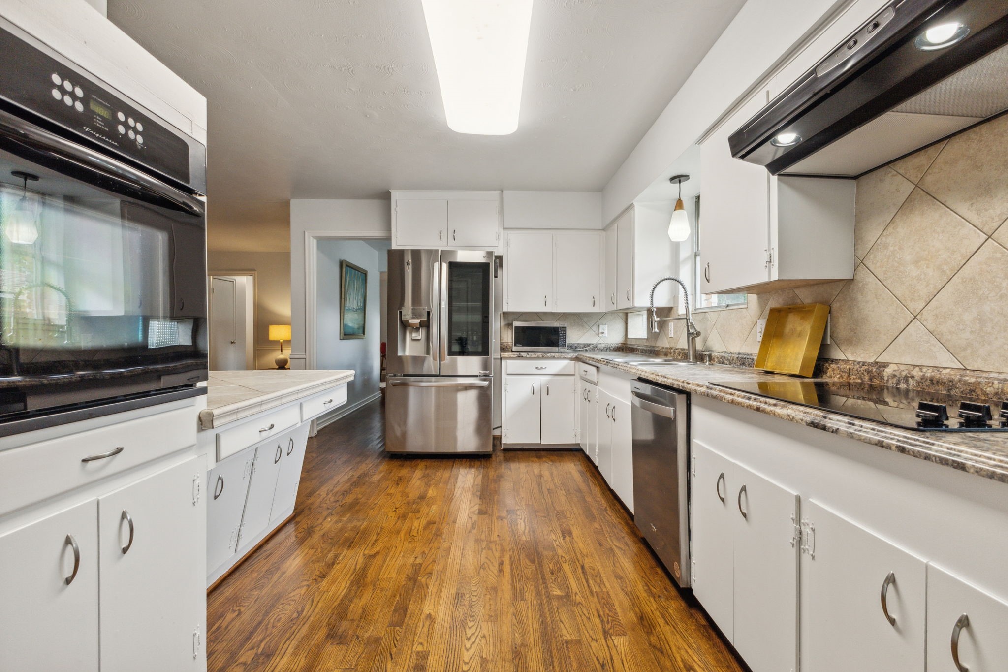 6861 Winchester Street