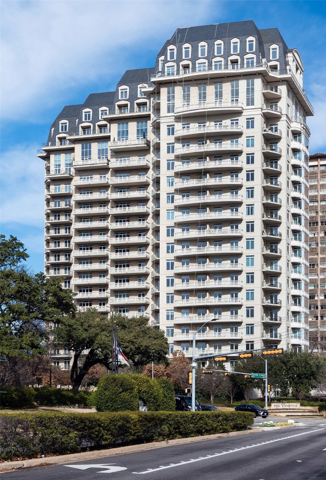 3505 Turtle Creek Boulevard 2C