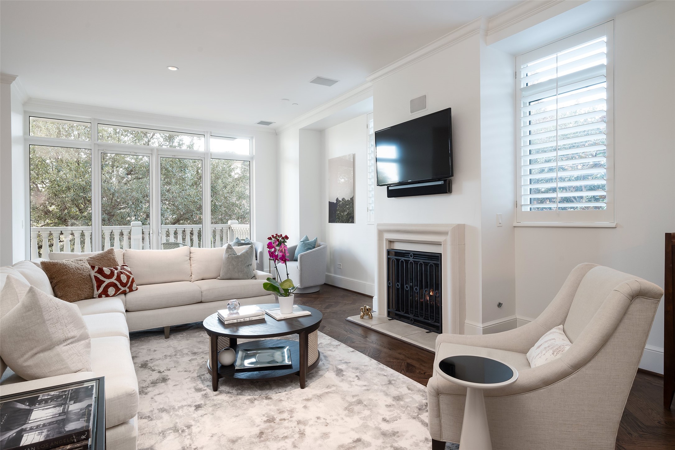 3505 Turtle Creek Boulevard 2C