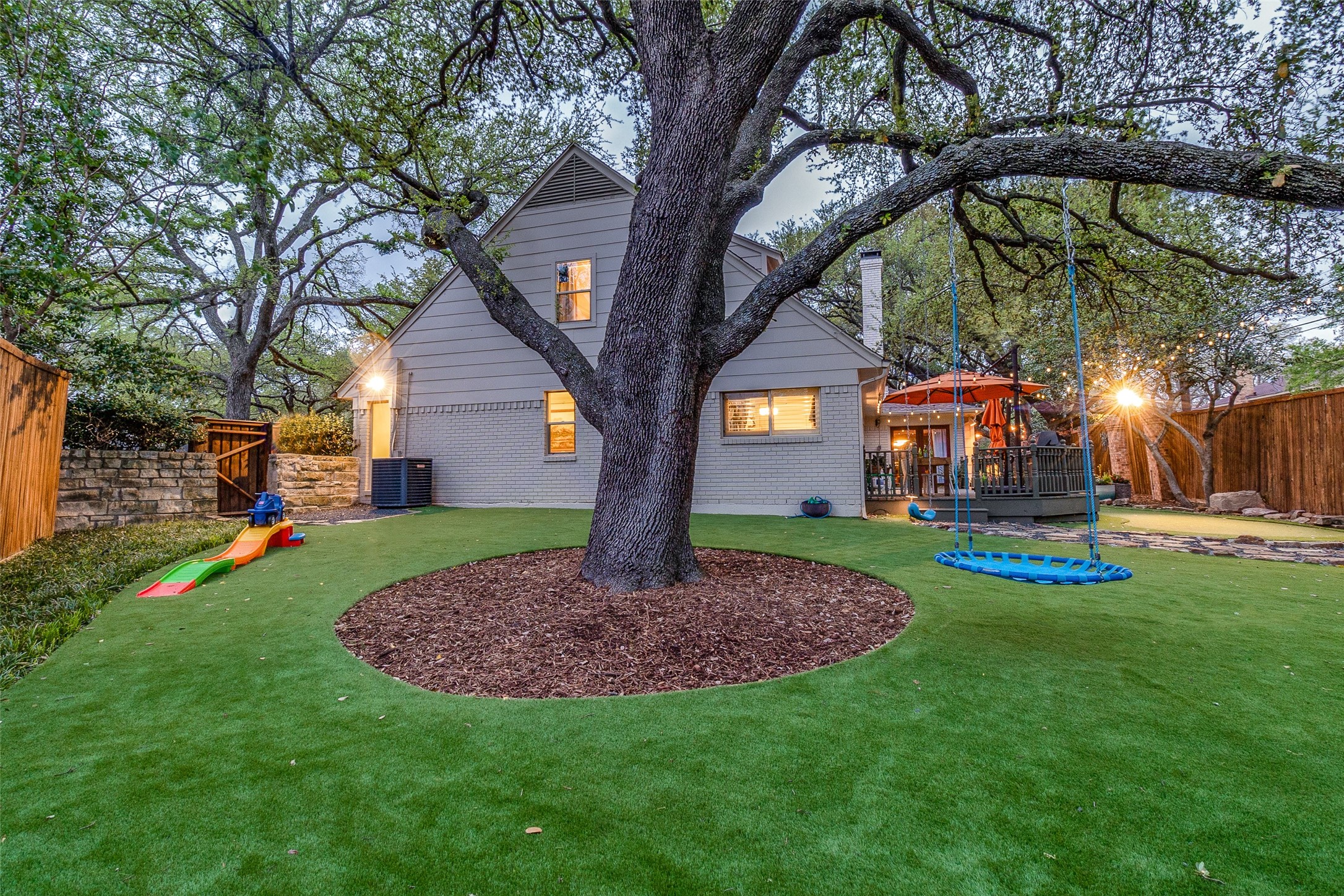 4535 Mendenhall Drive