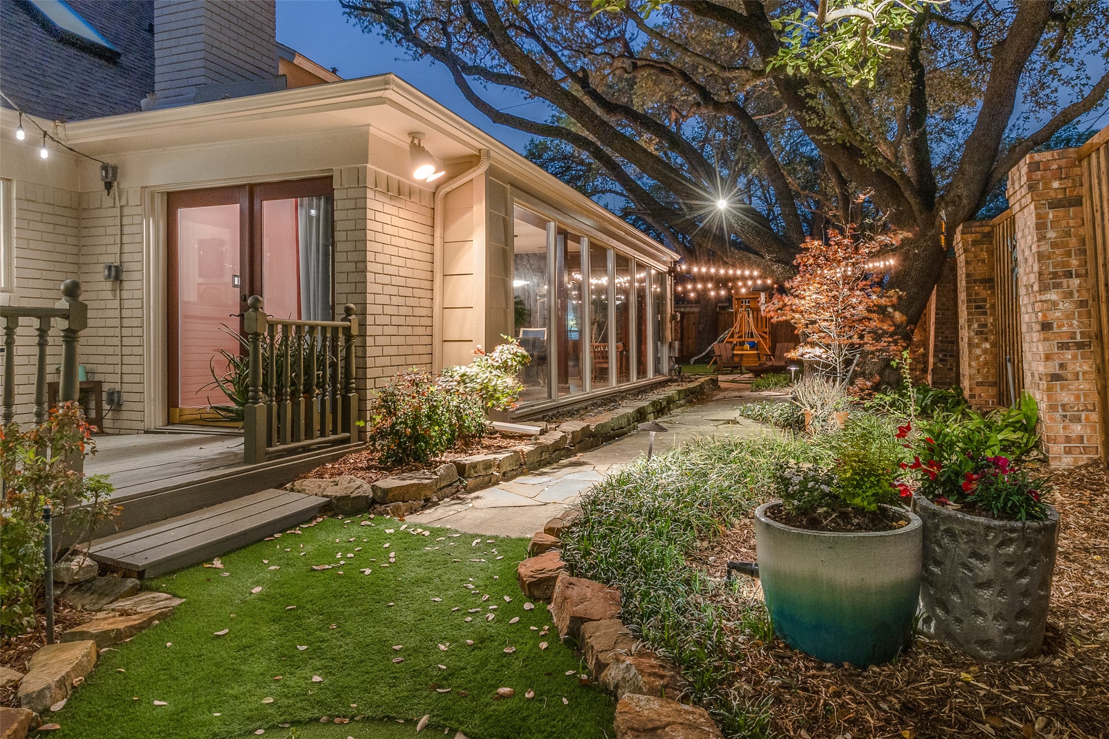 4535 Mendenhall Drive