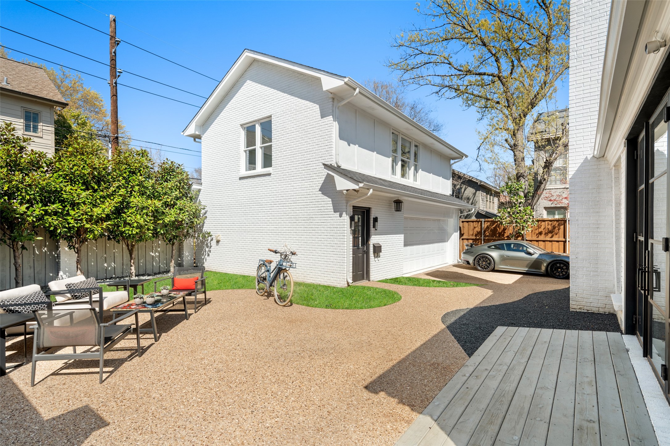 4416 Livingston Avenue