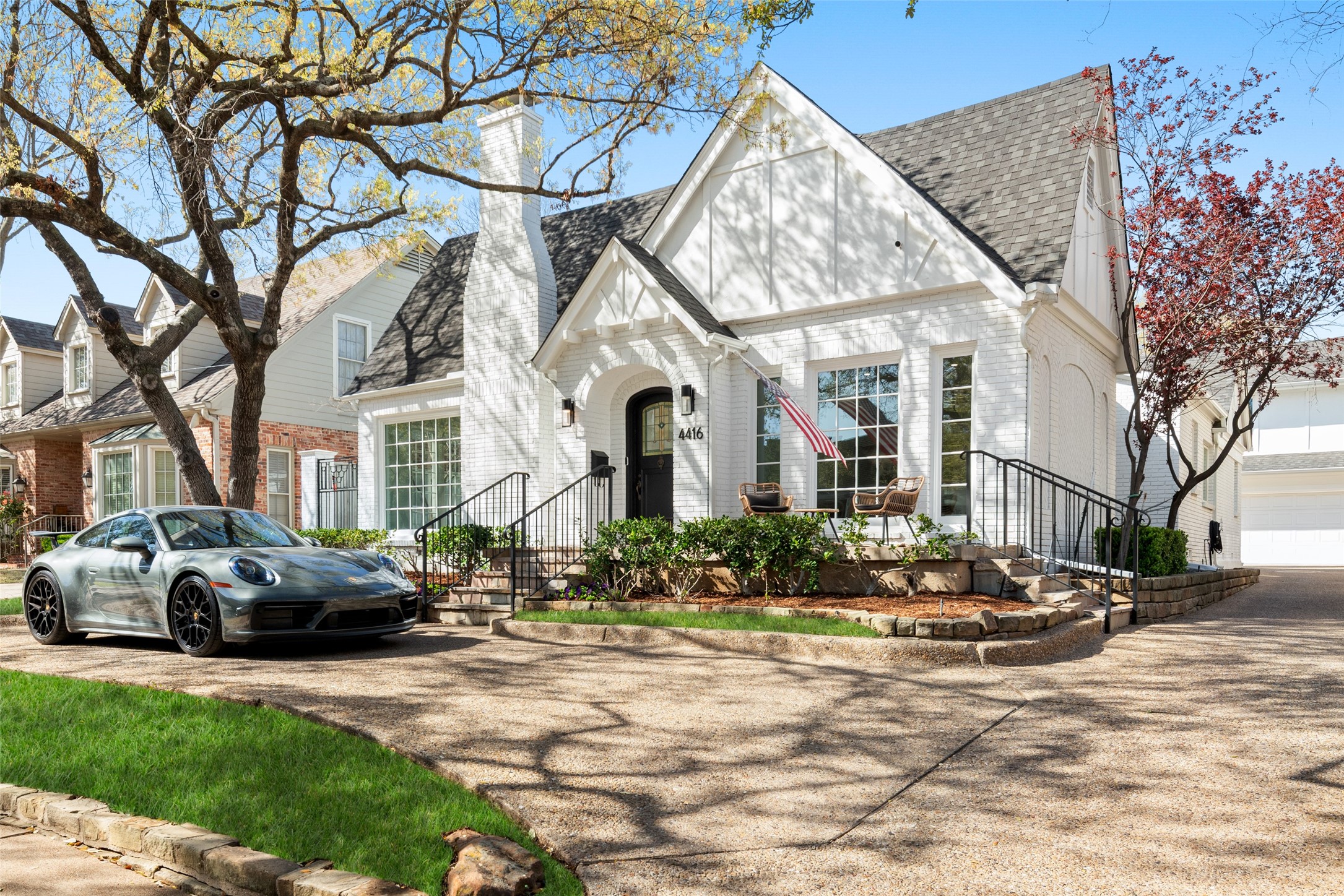 4416 Livingston Avenue
