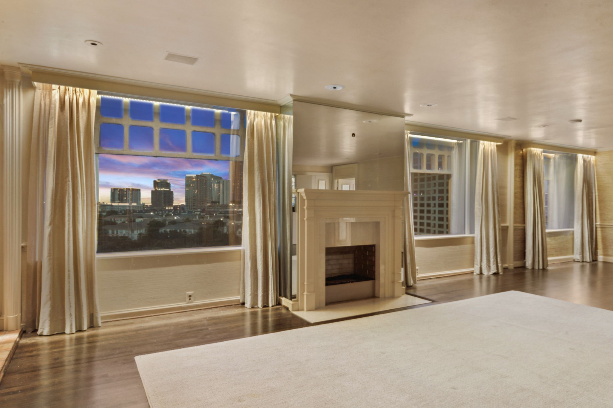 3525 Turtle Creek Boulevard 12A