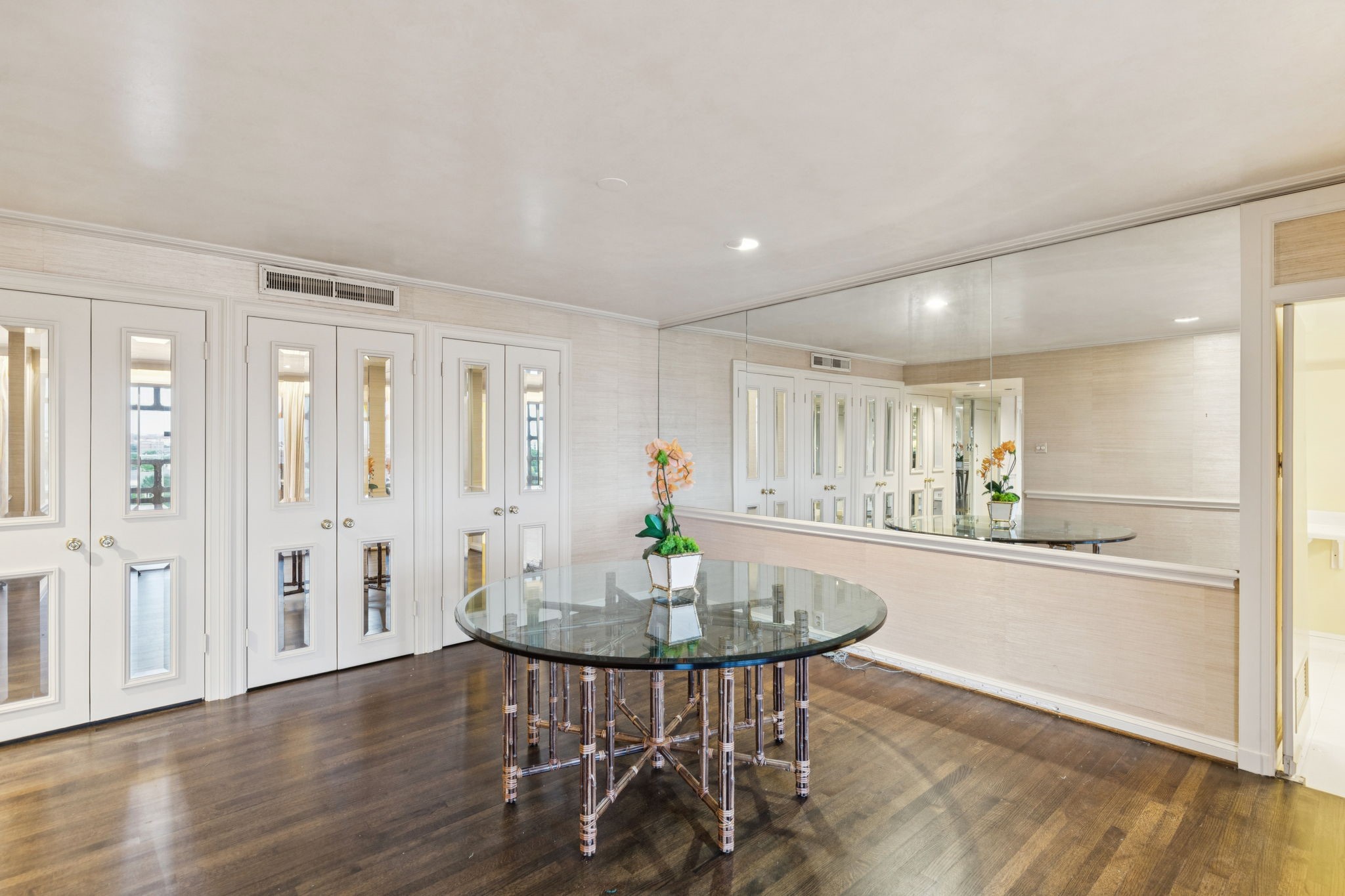 3525 Turtle Creek Boulevard 12A