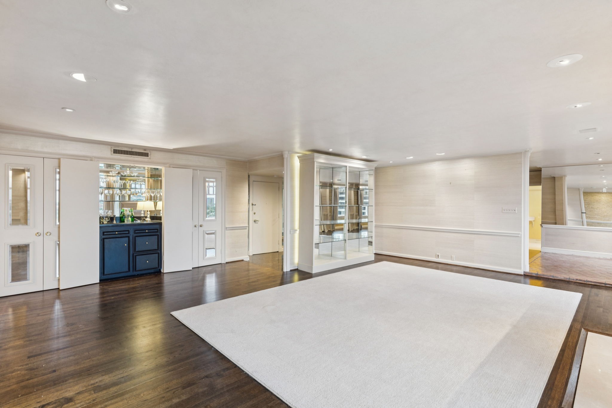 3525 Turtle Creek Boulevard 12A