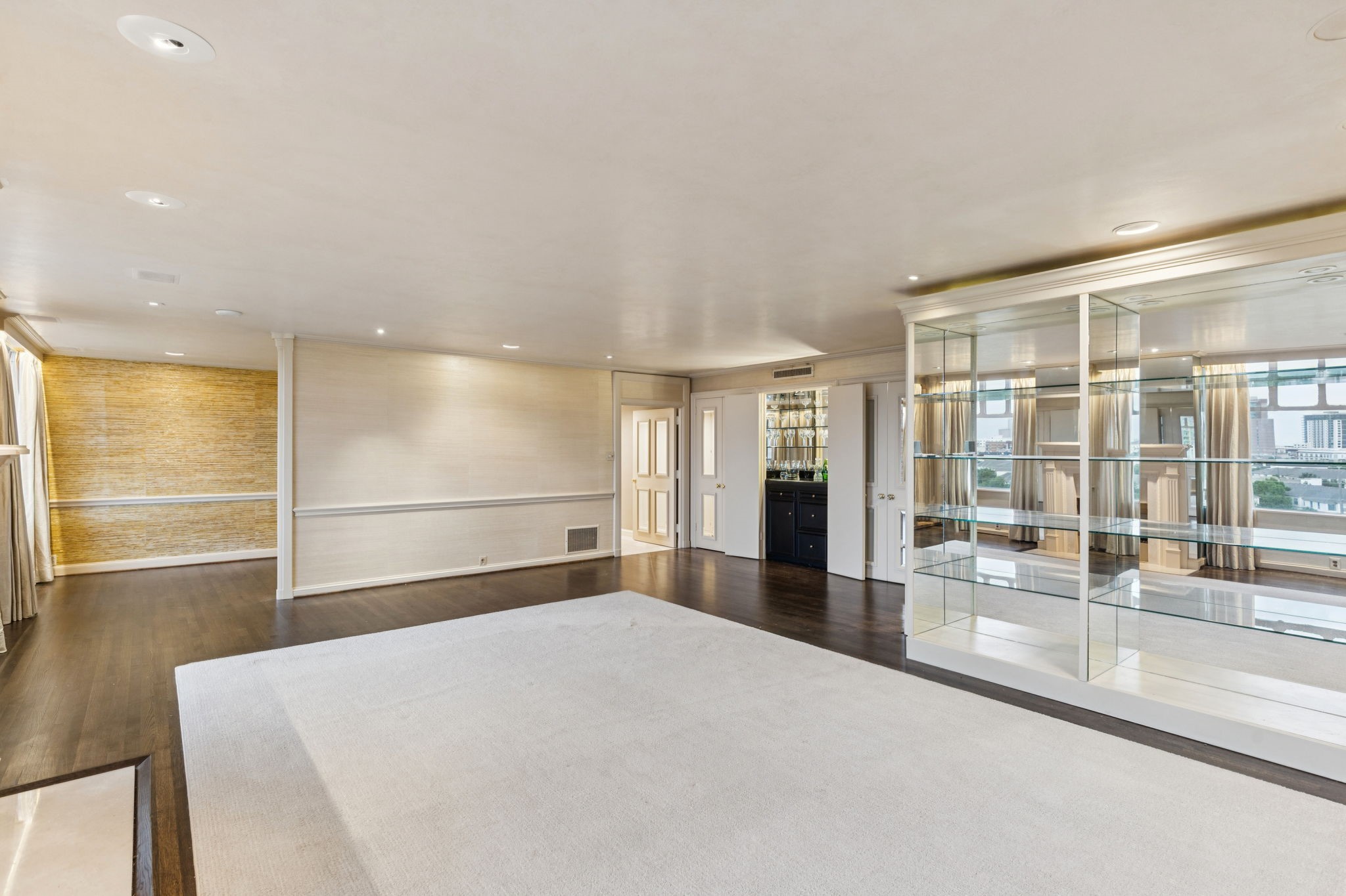 3525 Turtle Creek Boulevard 12A