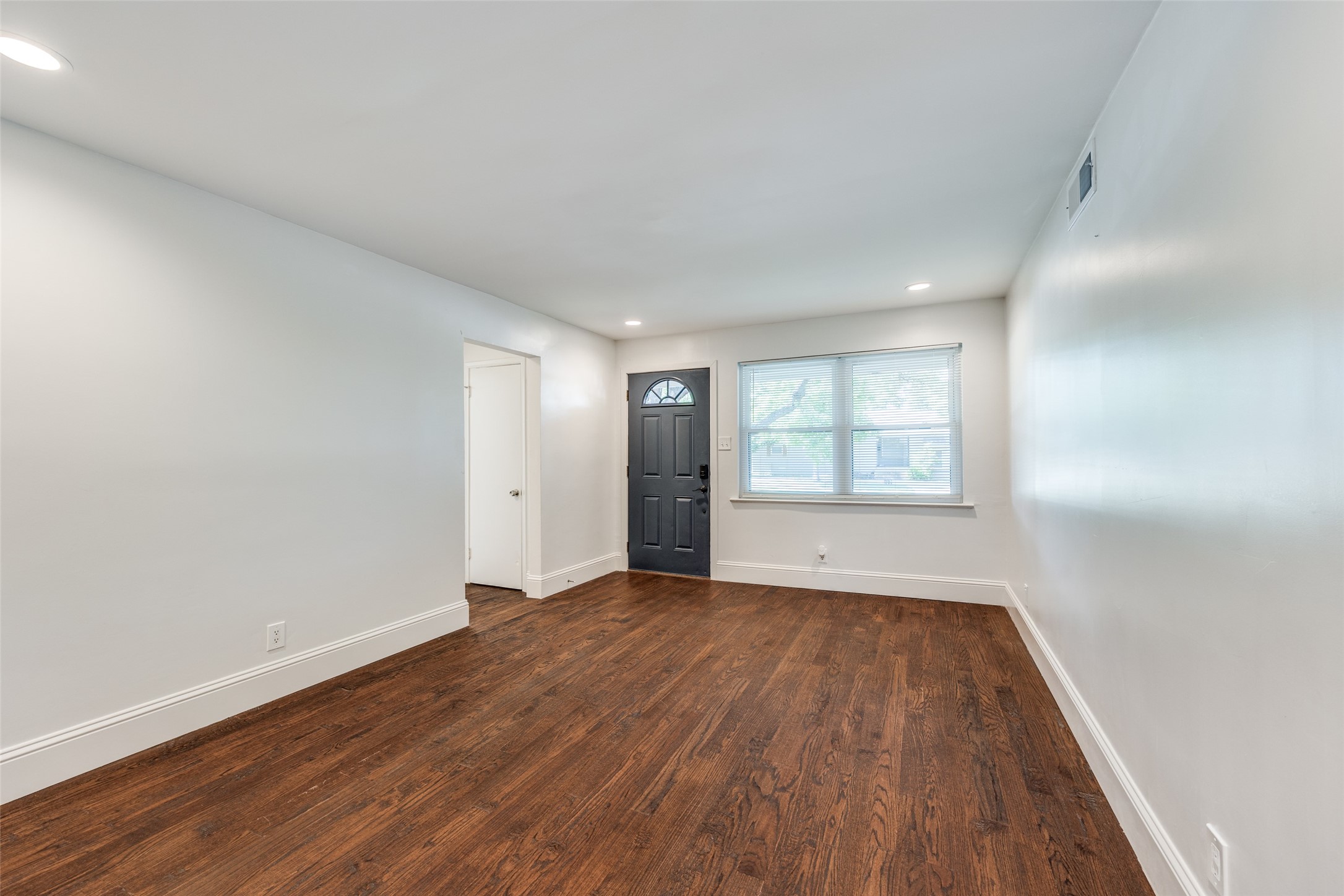 8705 Gladwood Lane