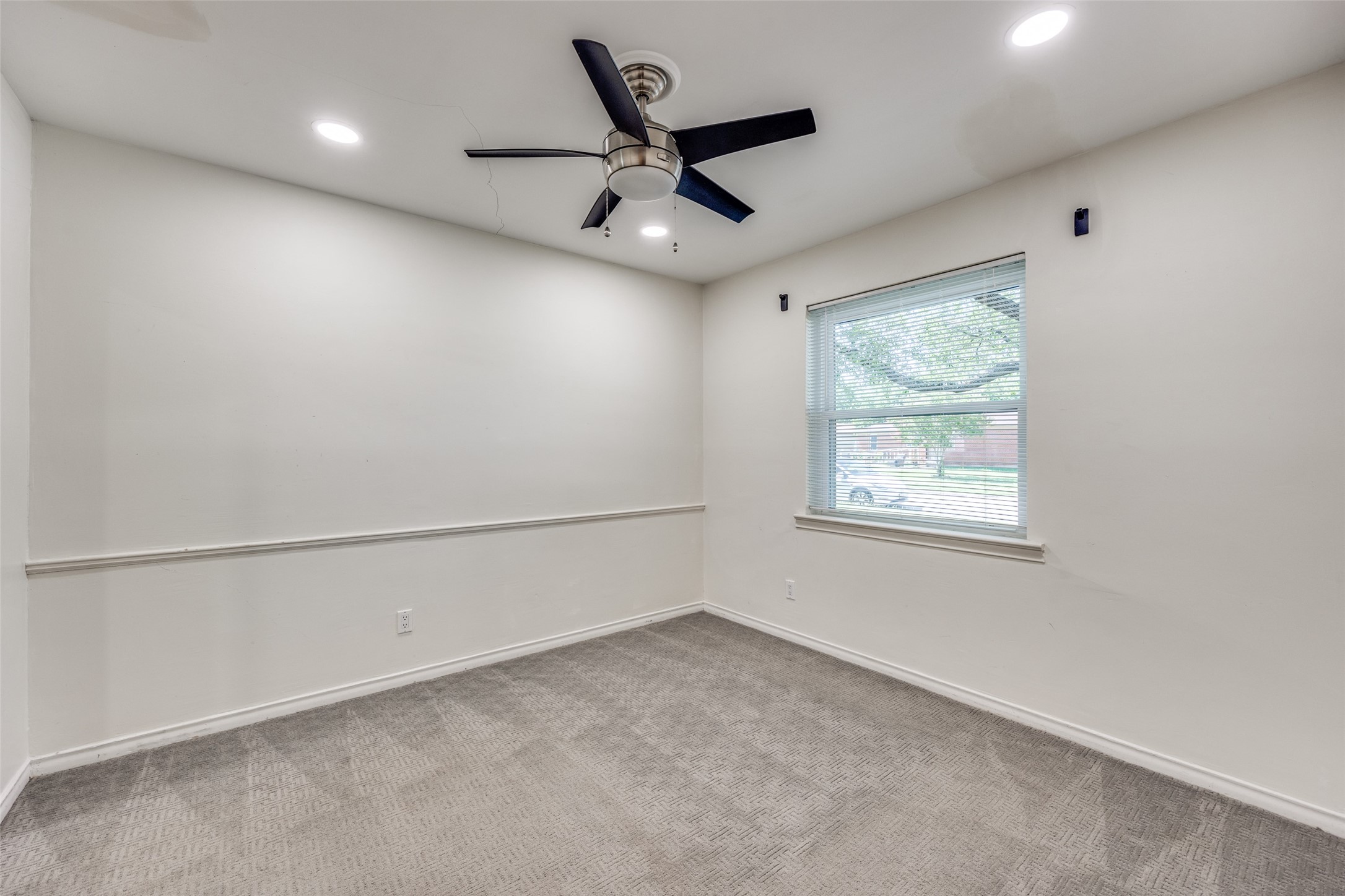 8705 Gladwood Lane