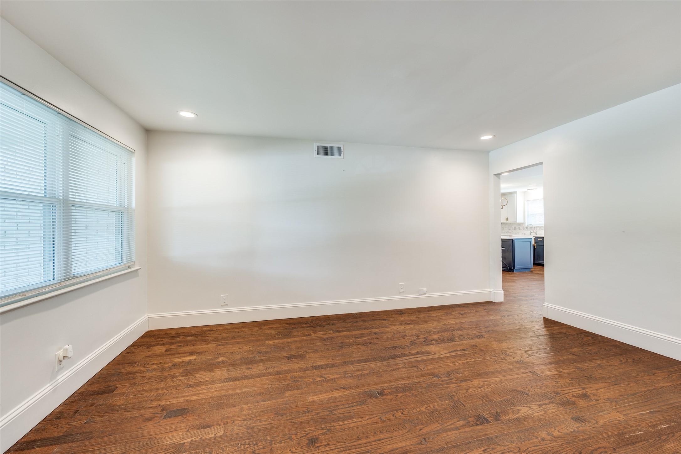 8705 Gladwood Lane