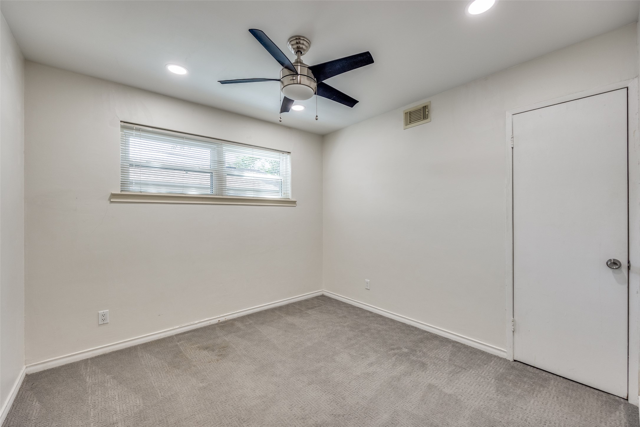 8705 Gladwood Lane