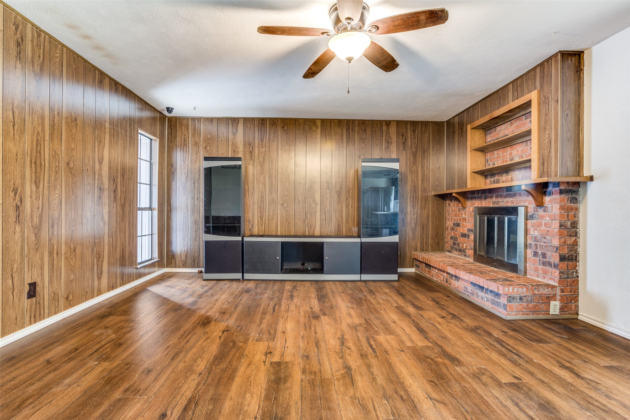 2814 Esquire Lane