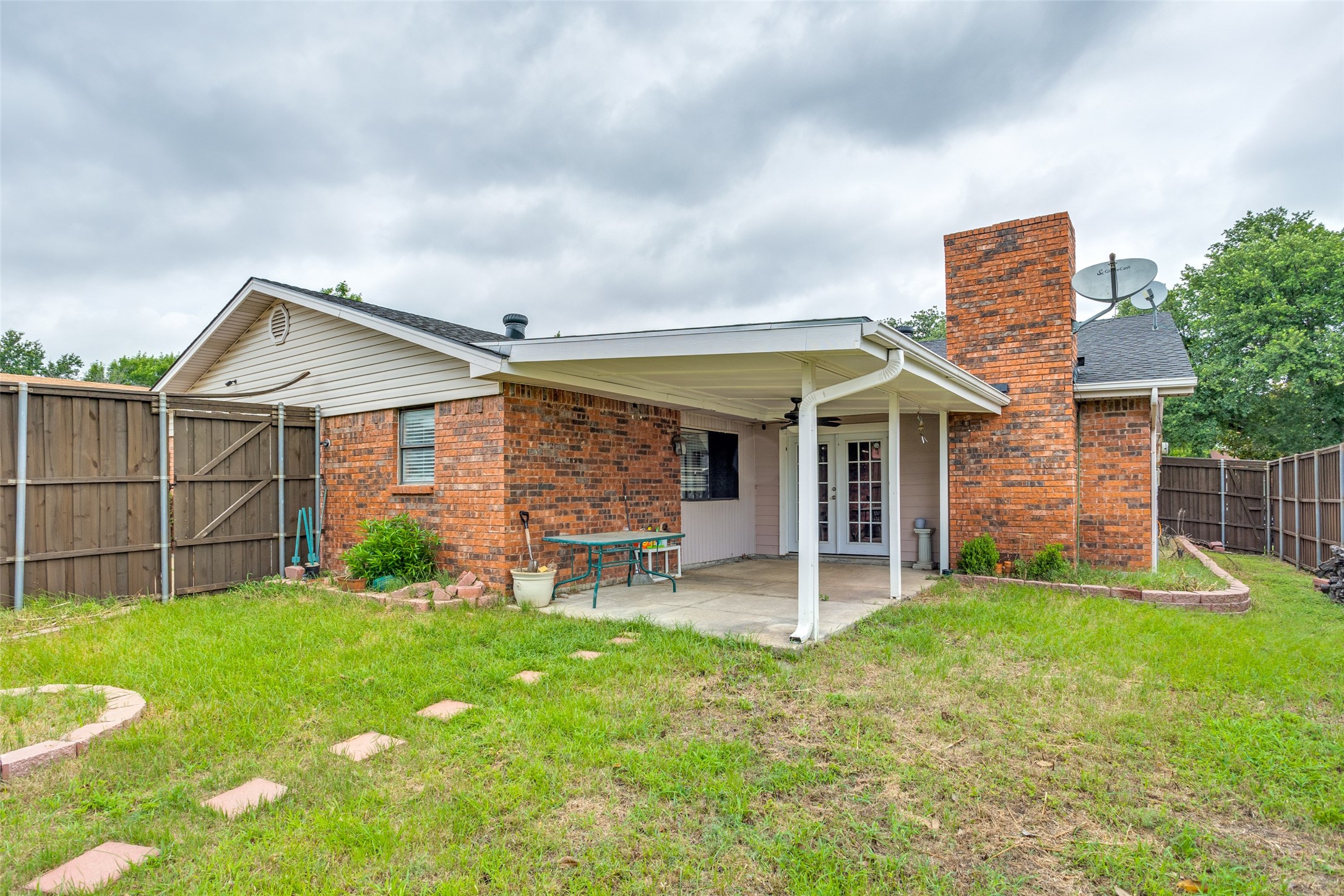 2814 Esquire Lane