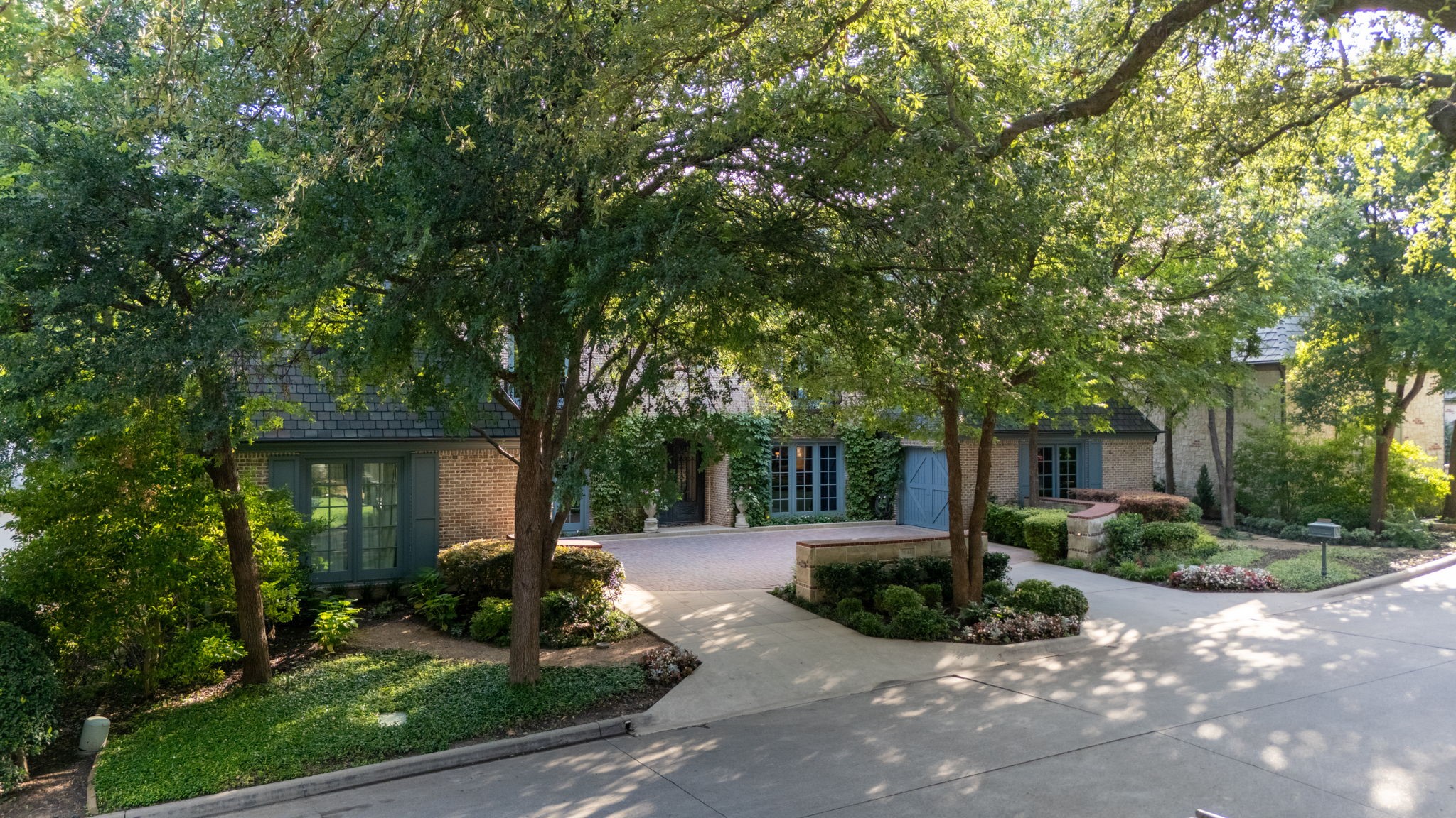 7044 Hill Forest Drive