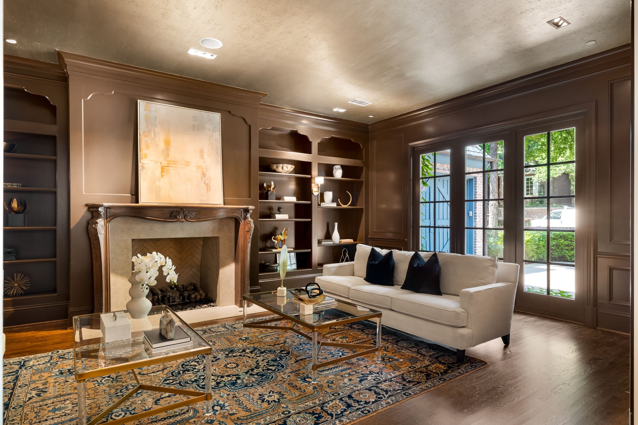 7044 Hill Forest Drive