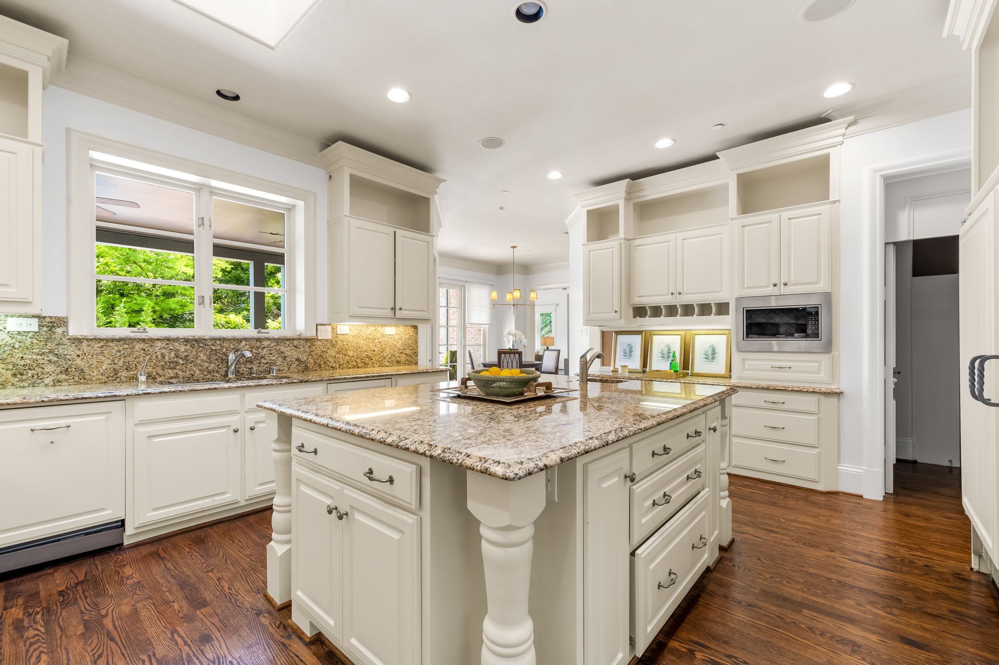 7044 Hill Forest Drive