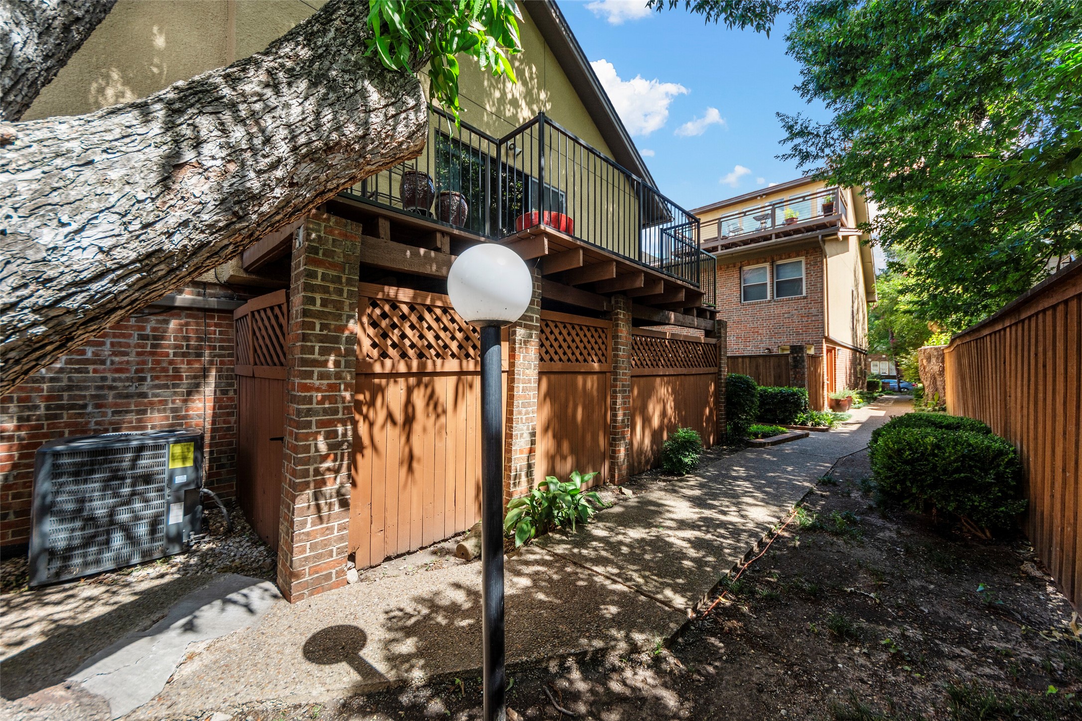 4211 Prescott Avenue 5