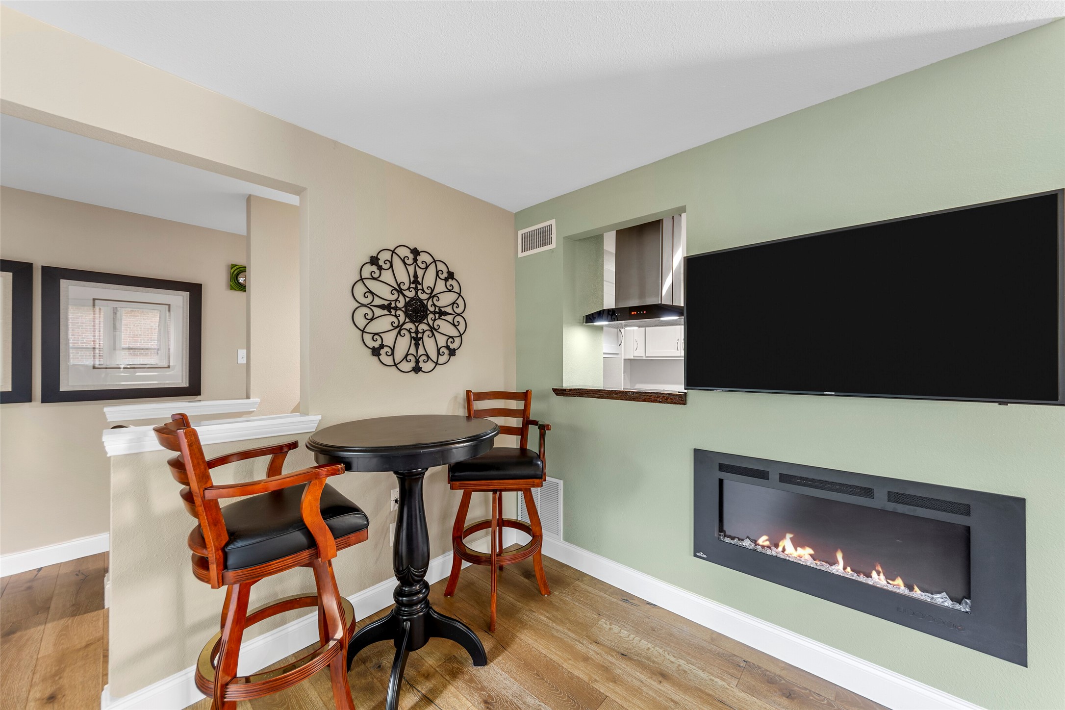 4211 Prescott Avenue 5