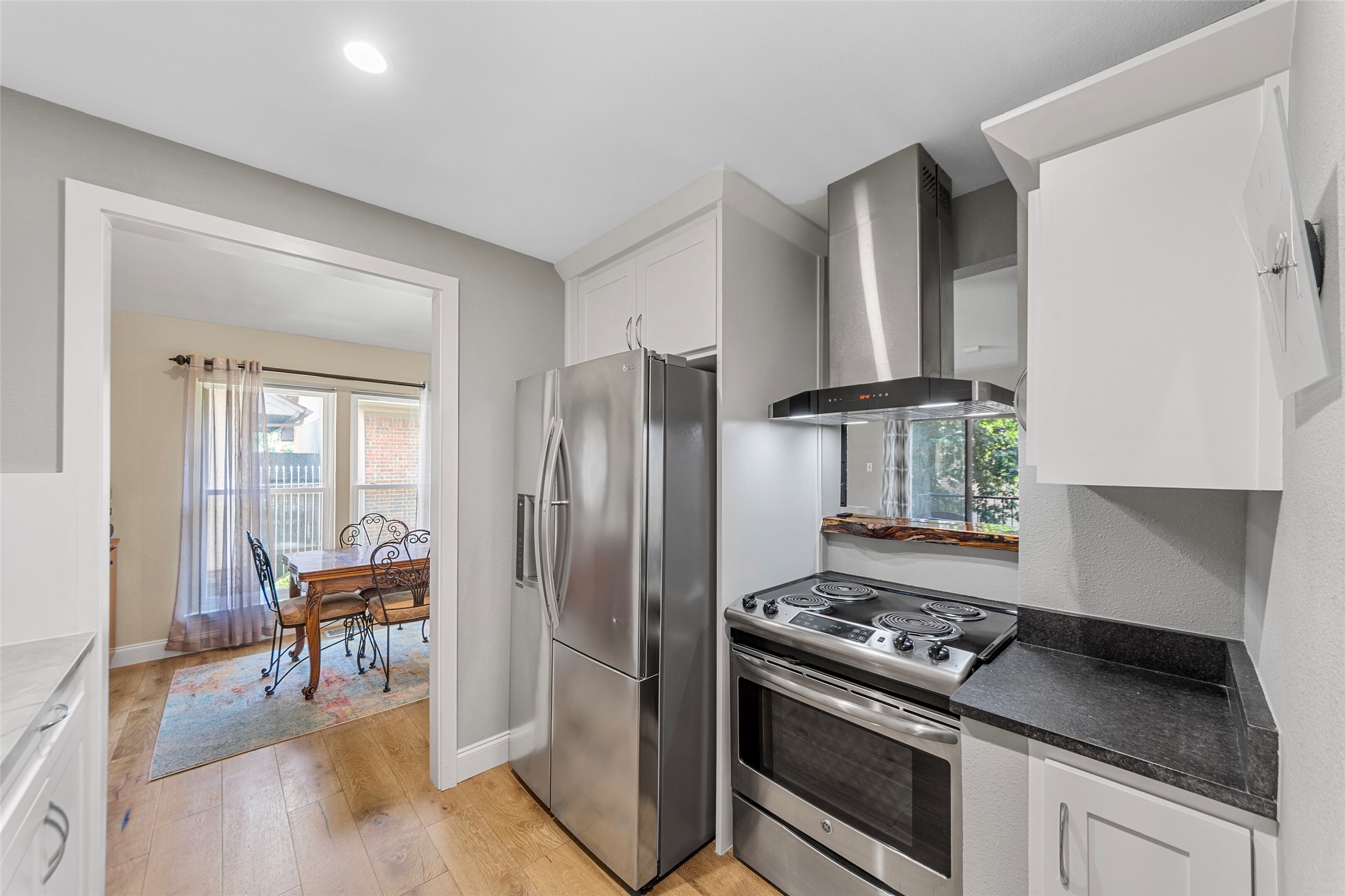 4211 Prescott Avenue 5