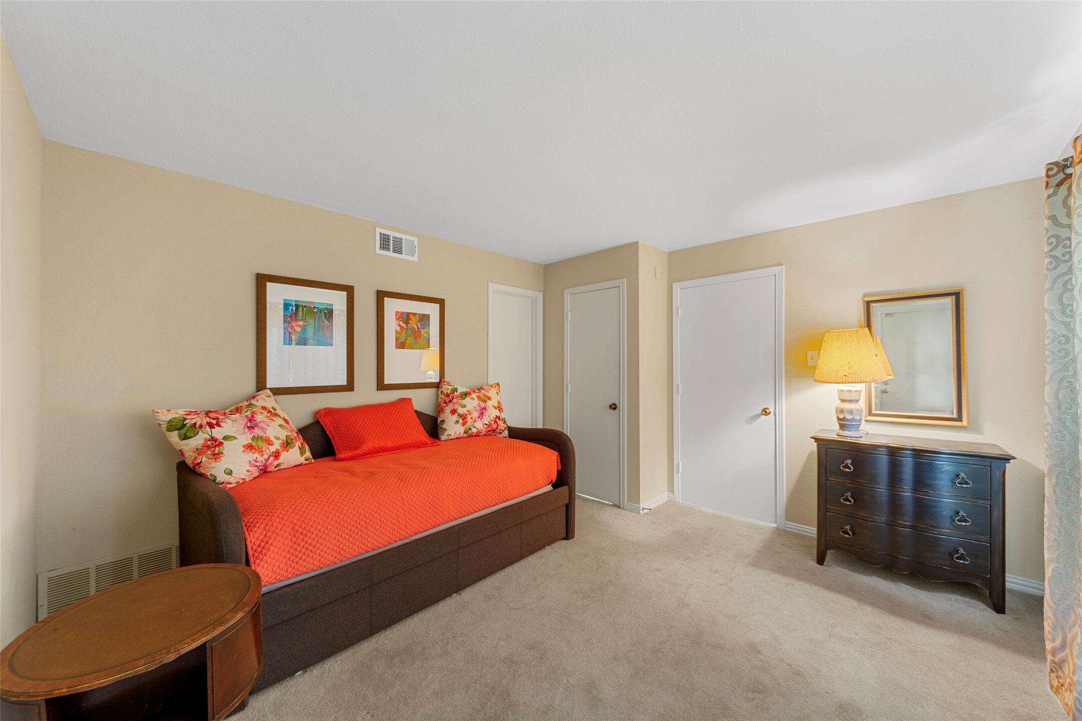 4211 Prescott Avenue 5