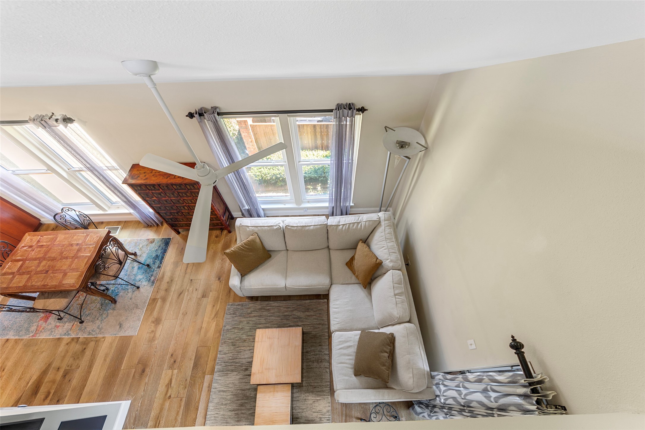 4211 Prescott Avenue 5