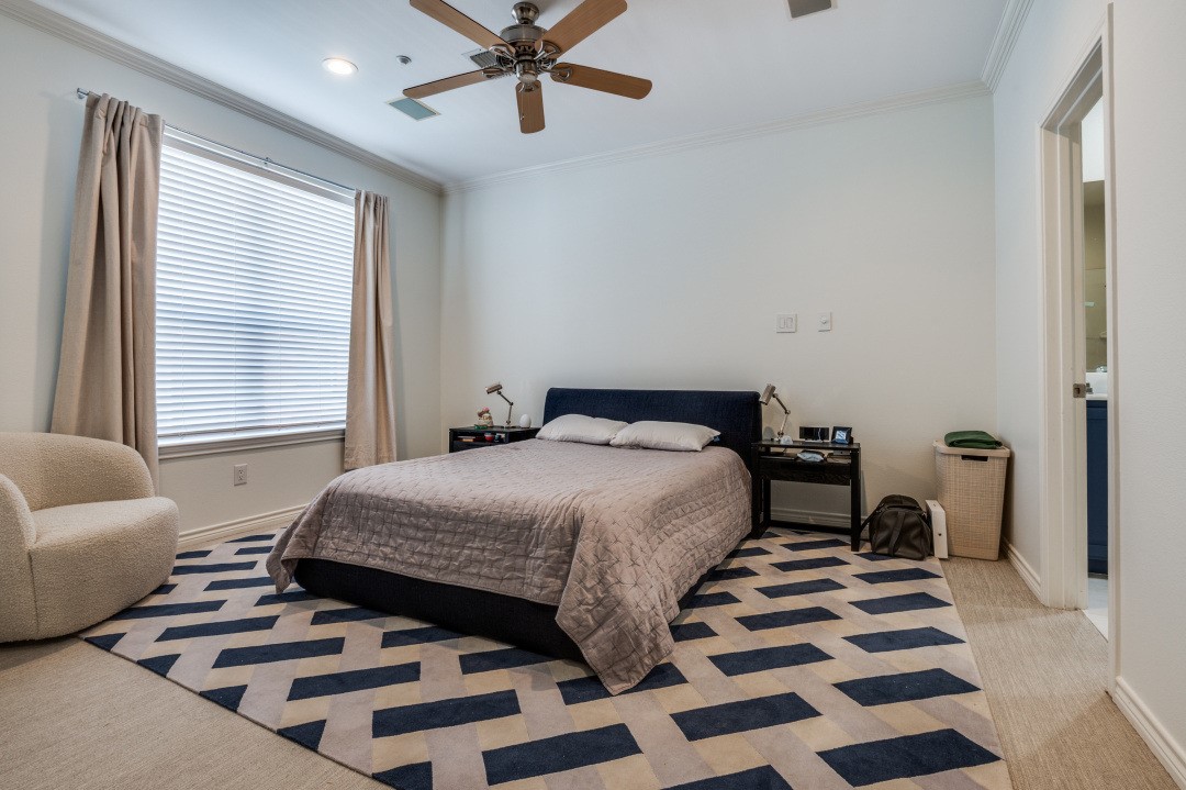 4411 Mckinney Avenue 19