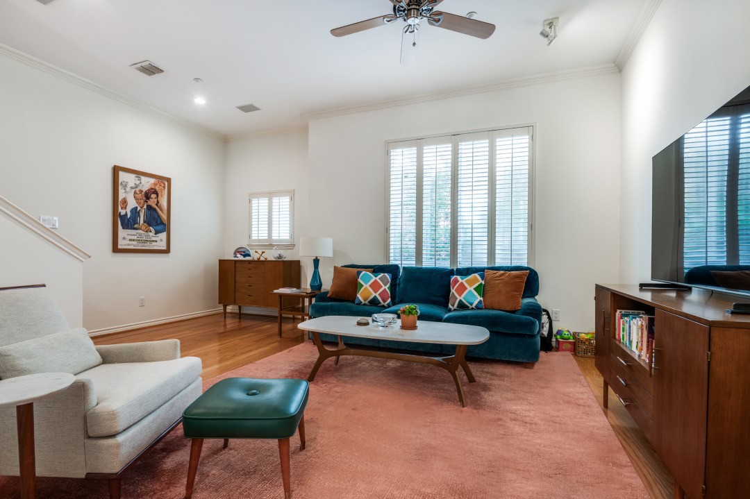 4411 Mckinney Avenue 19