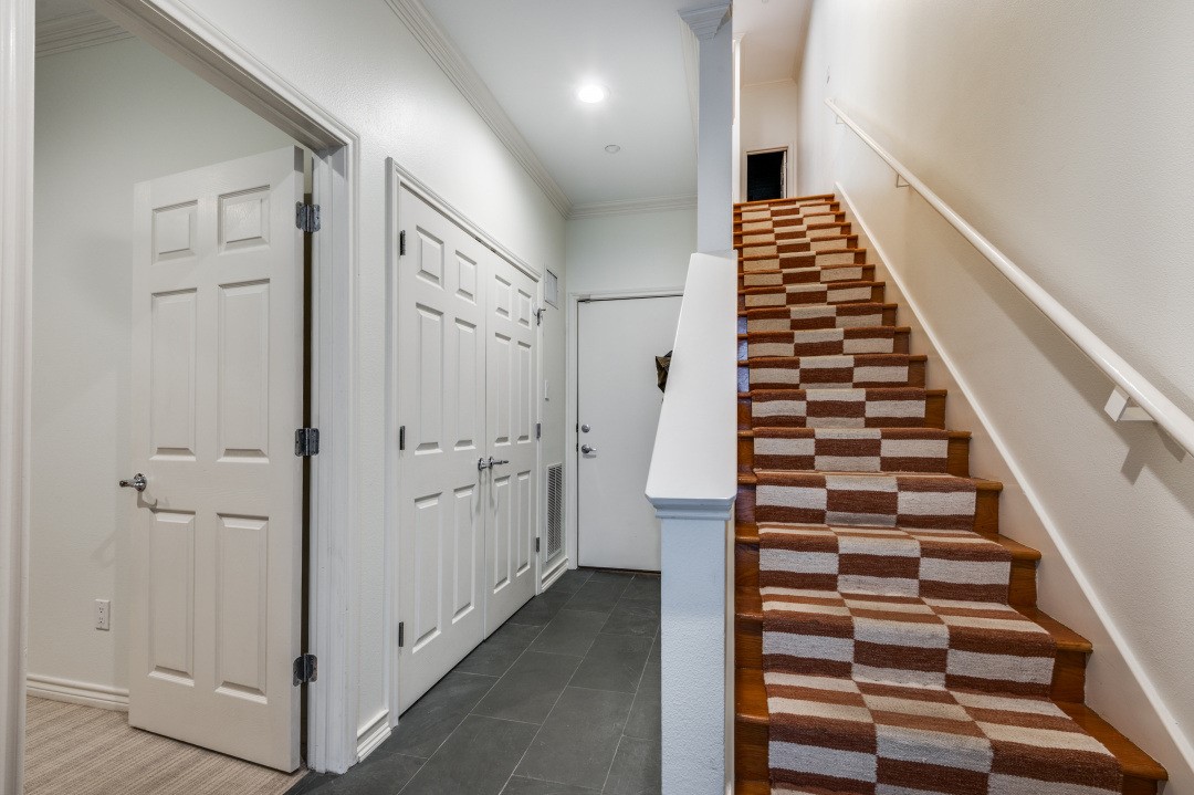 4411 Mckinney Avenue 19