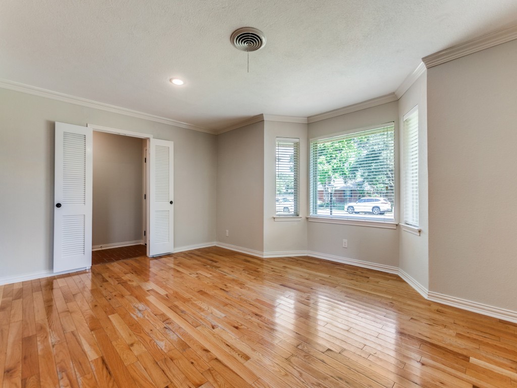 801 Scottsdale Drive