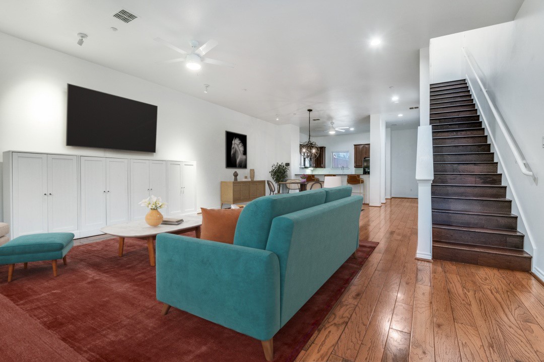 4411 Mckinney Avenue 38