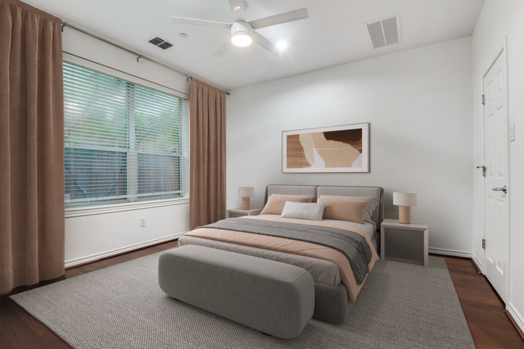 4411 Mckinney Avenue 38