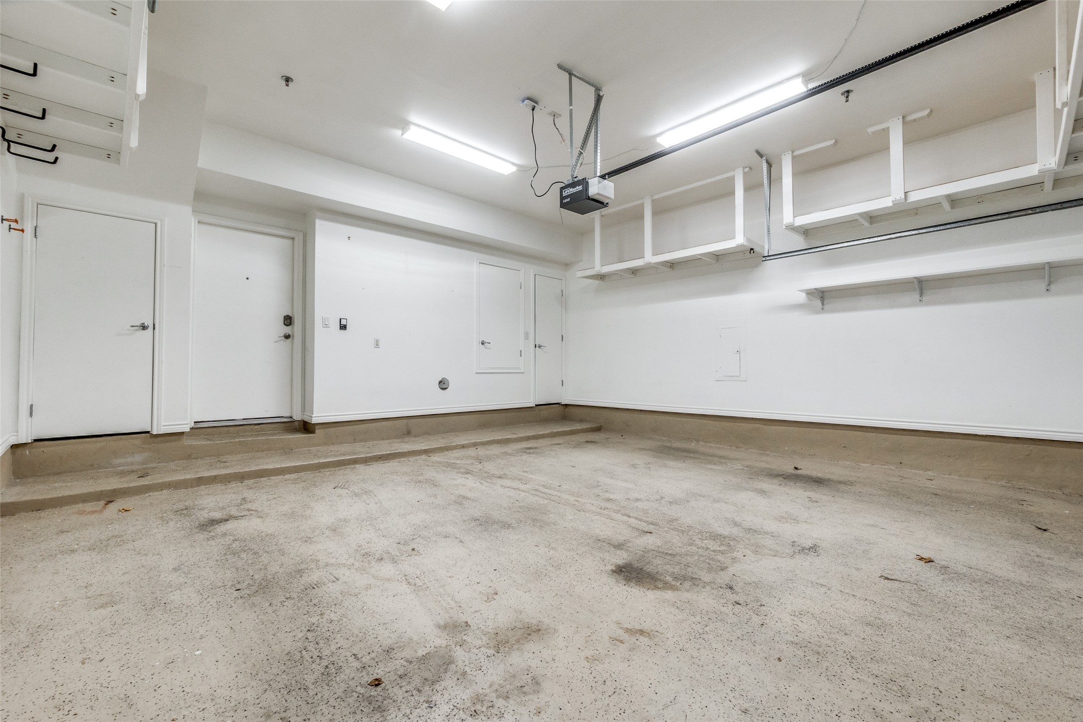 4411 Mckinney Avenue 38