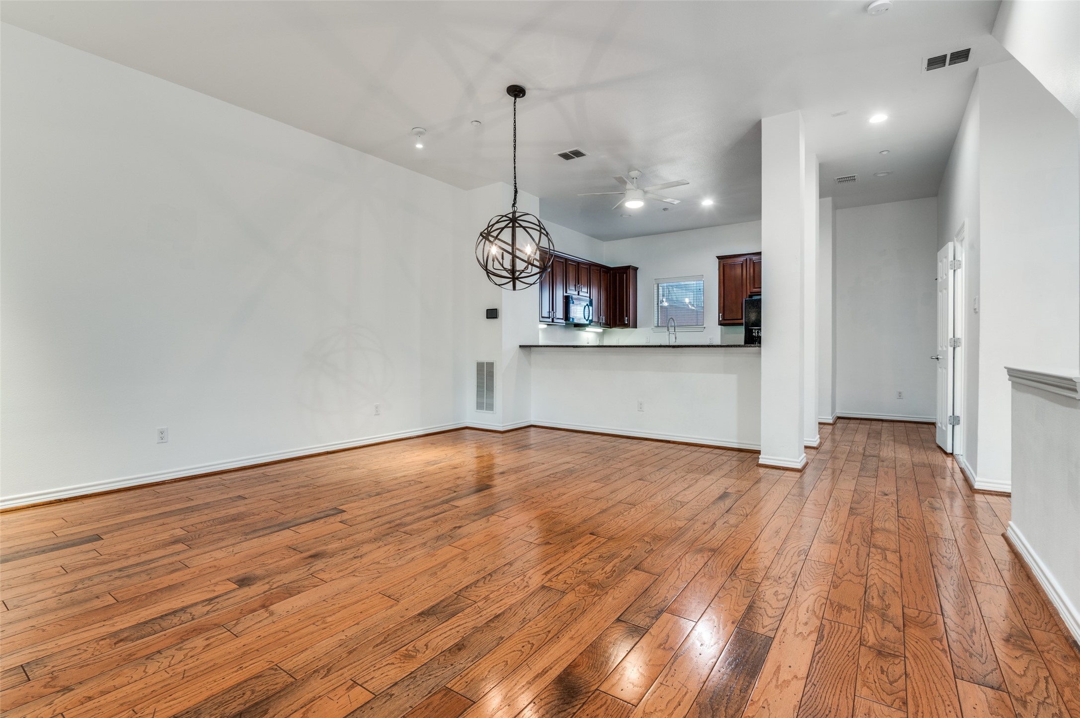 4411 Mckinney Avenue 38