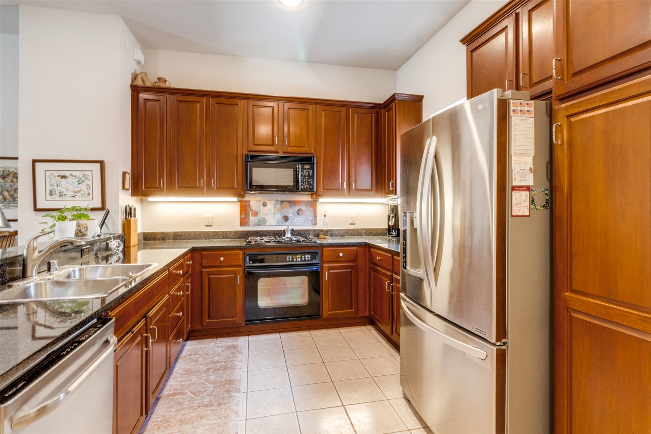 4411 MCKINNEY Avenue 6