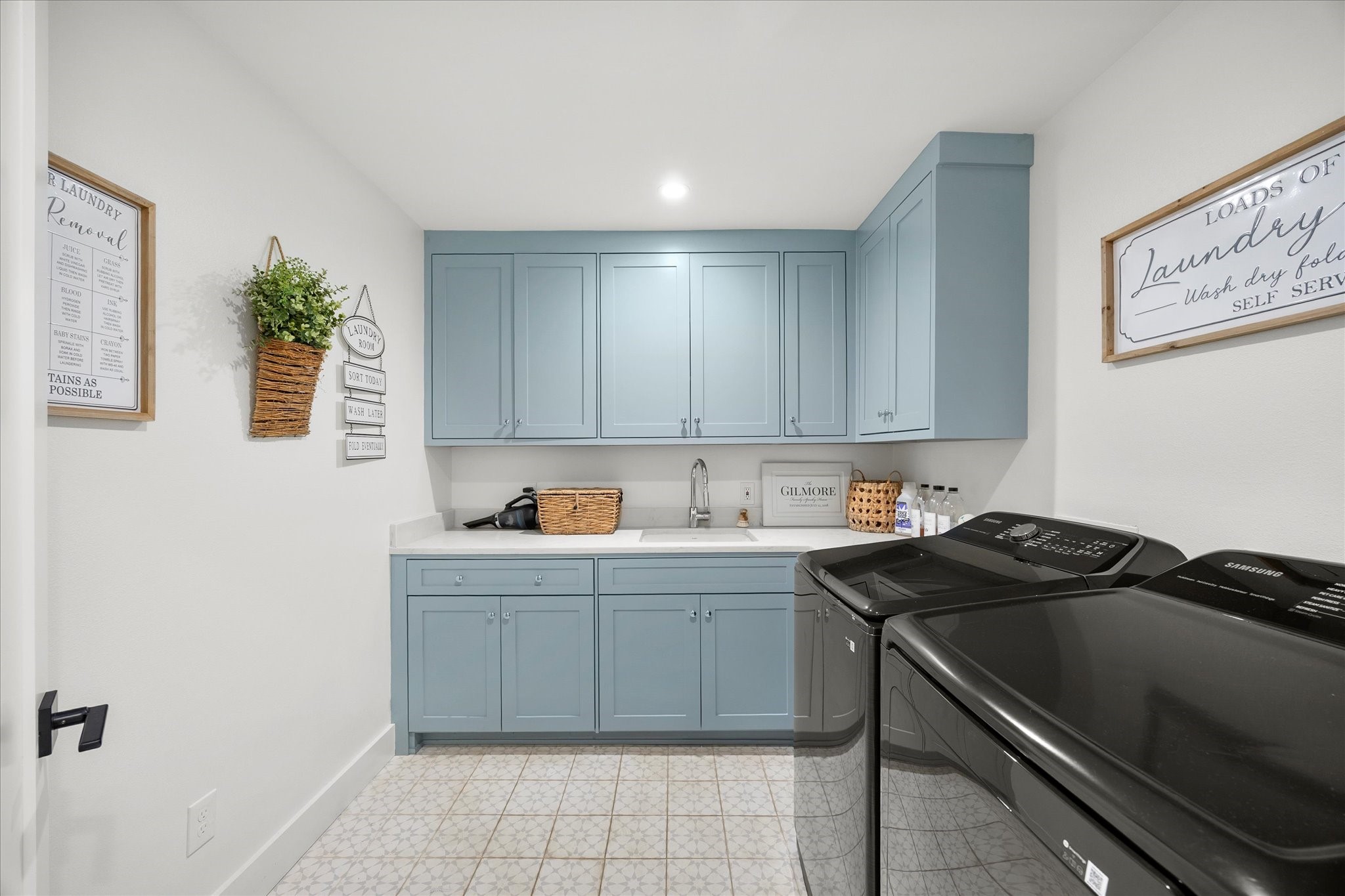 4391 Shady Bend Drive