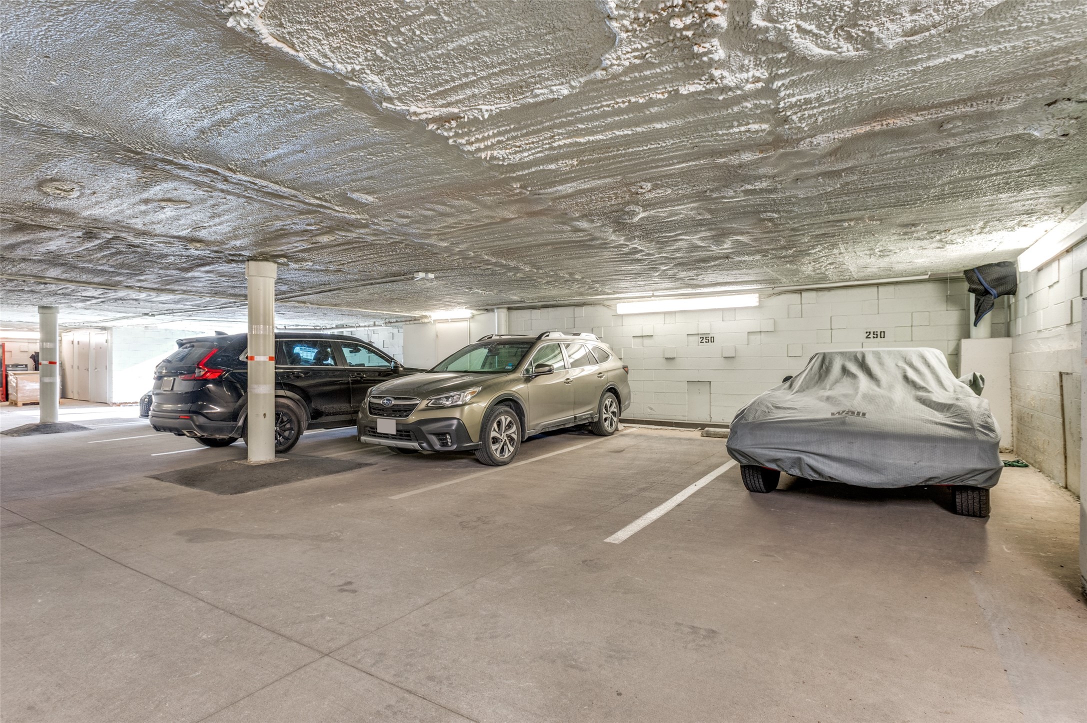 4330 North Central Expy 250