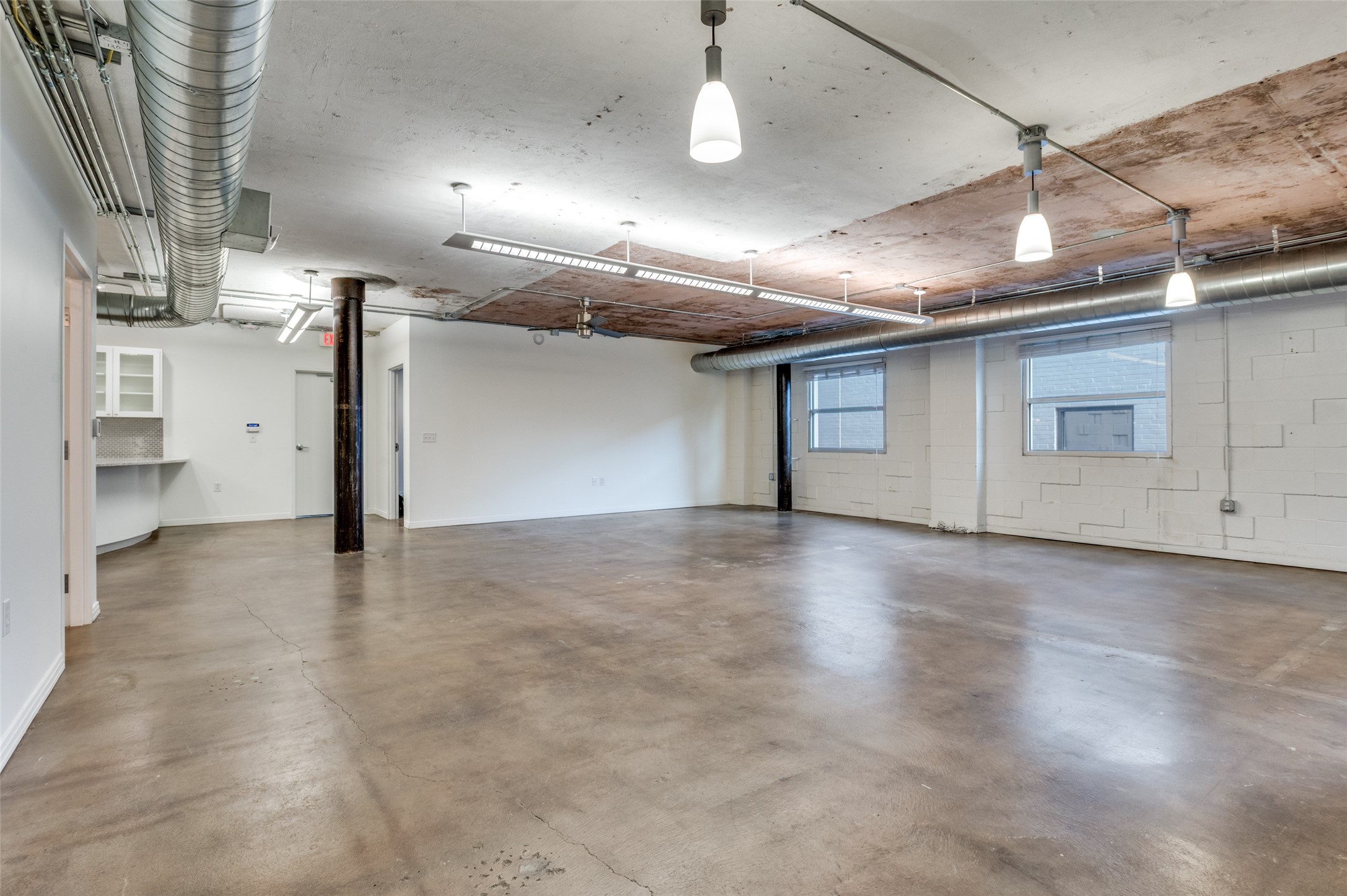 4330 North Central Expy 250