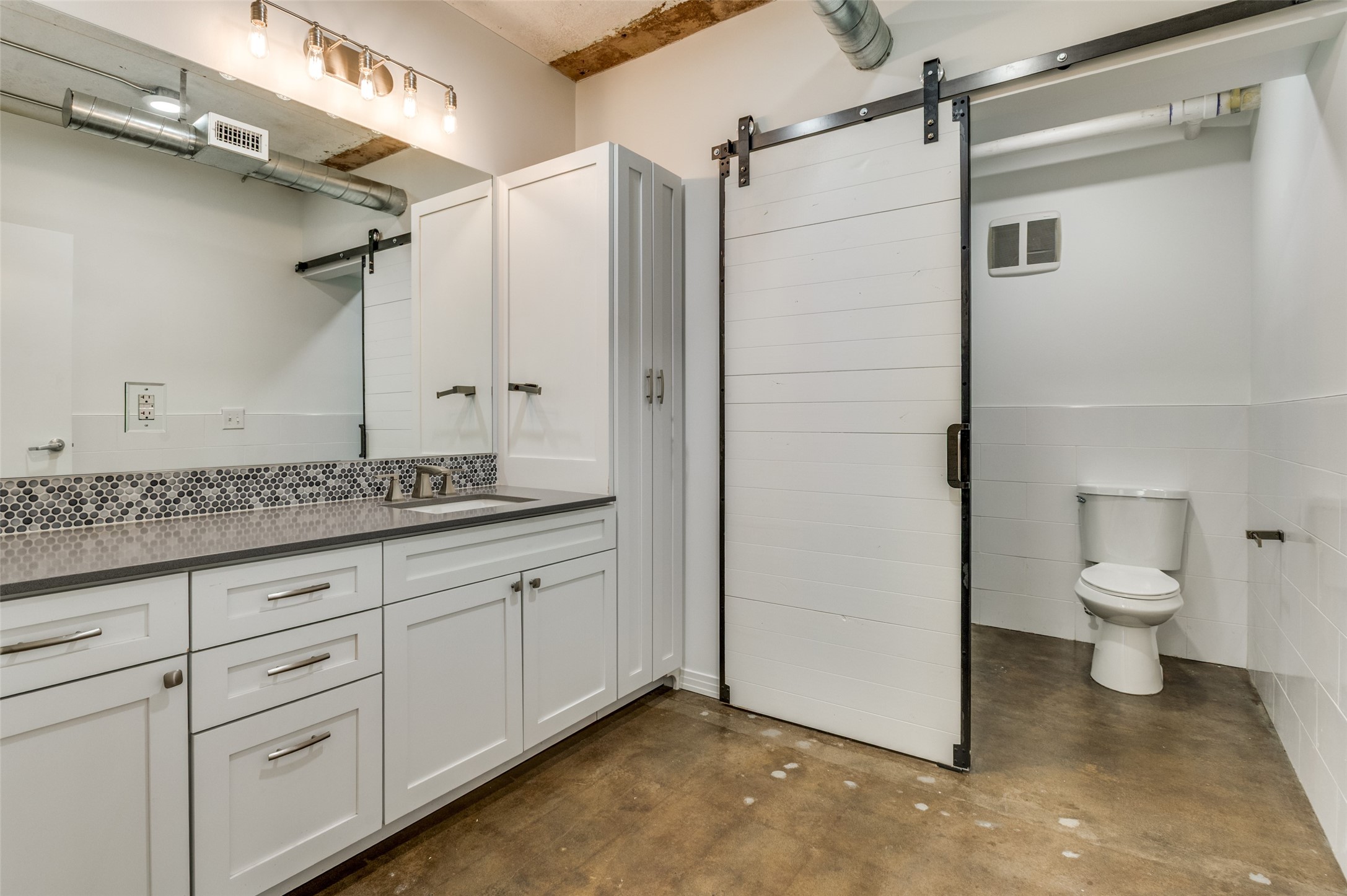 4330 North Central Expy 250