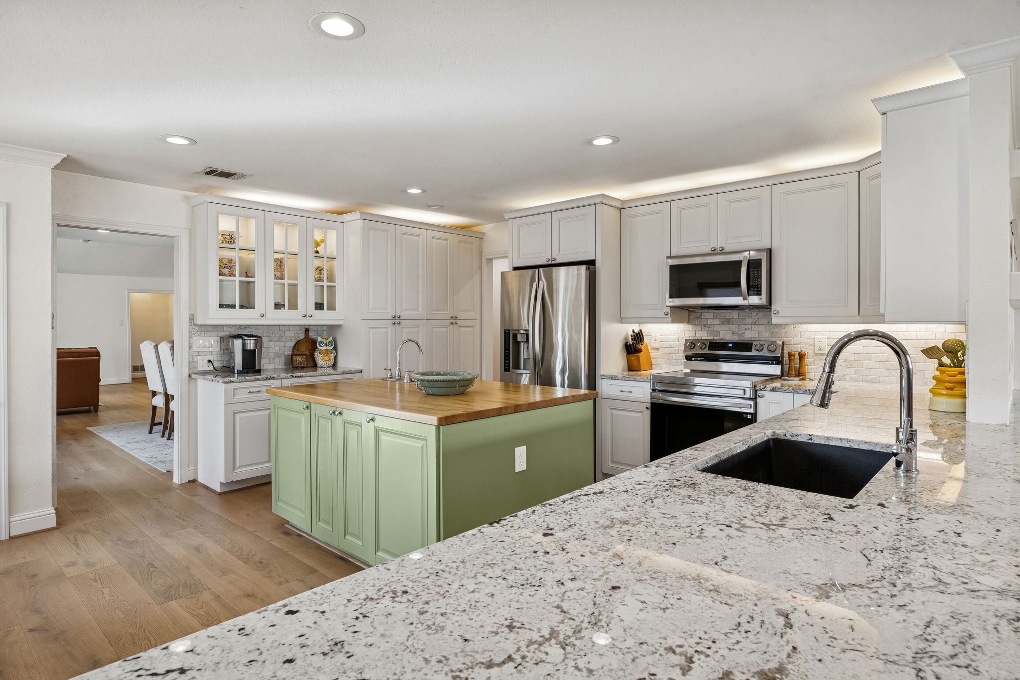 4008 Allencrest Lane