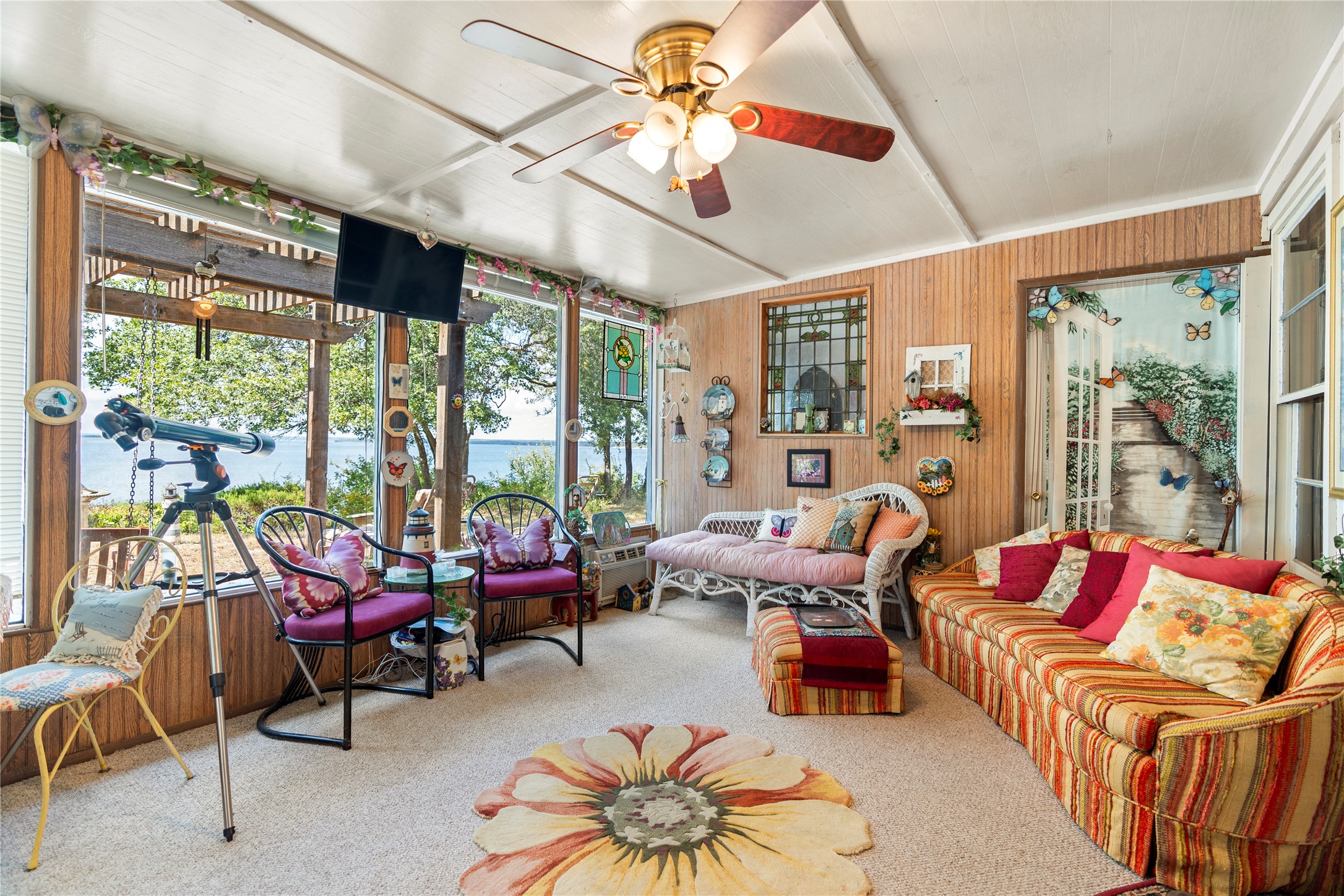 279 Canyon Drive