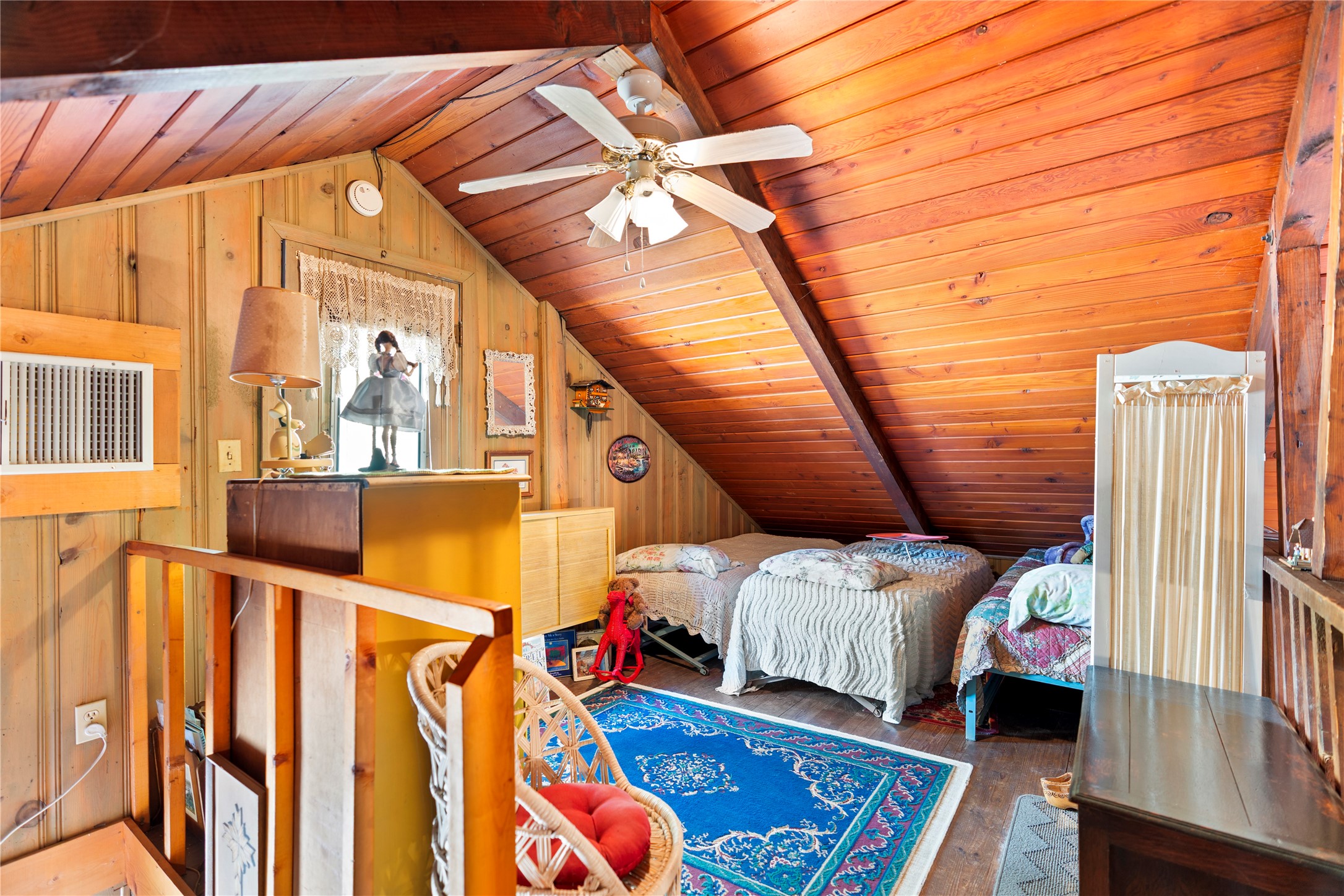 279 Canyon Drive