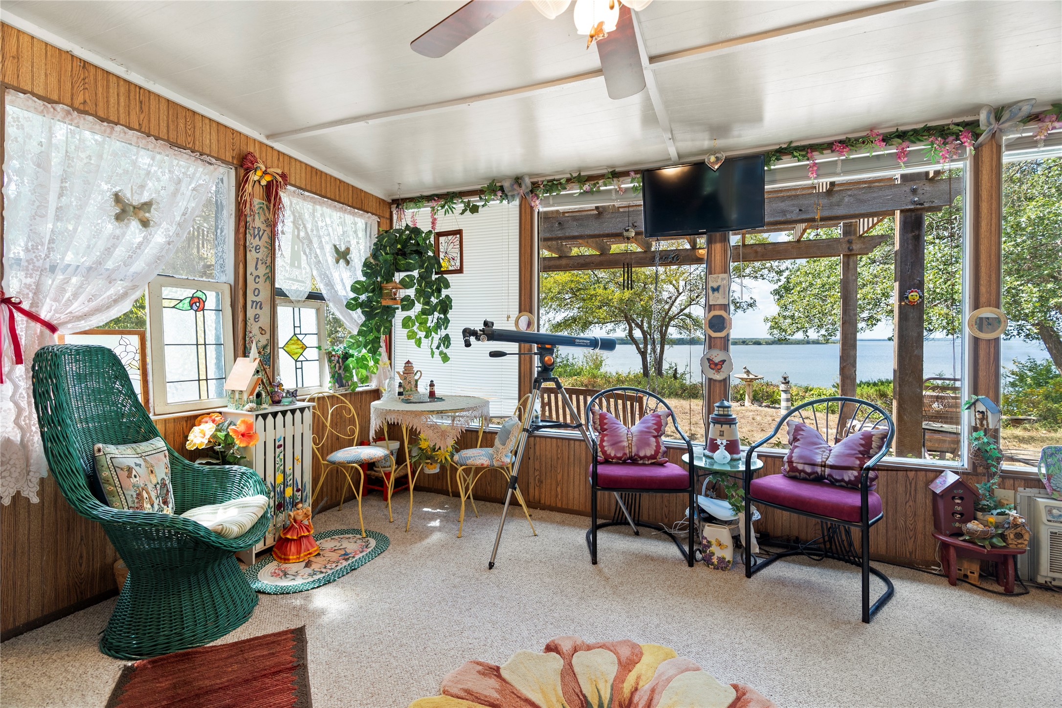 279 Canyon Drive