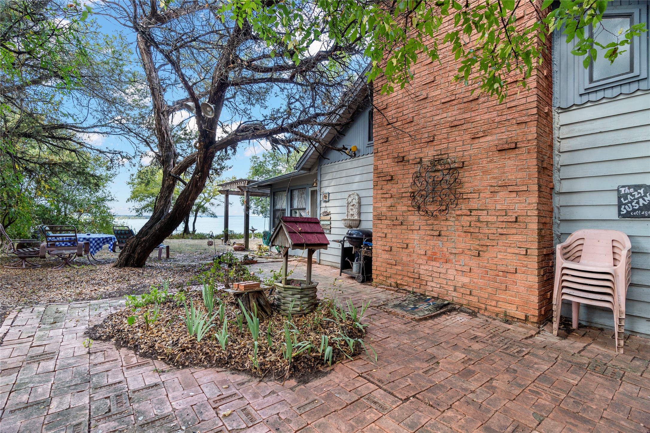 279 Canyon Drive
