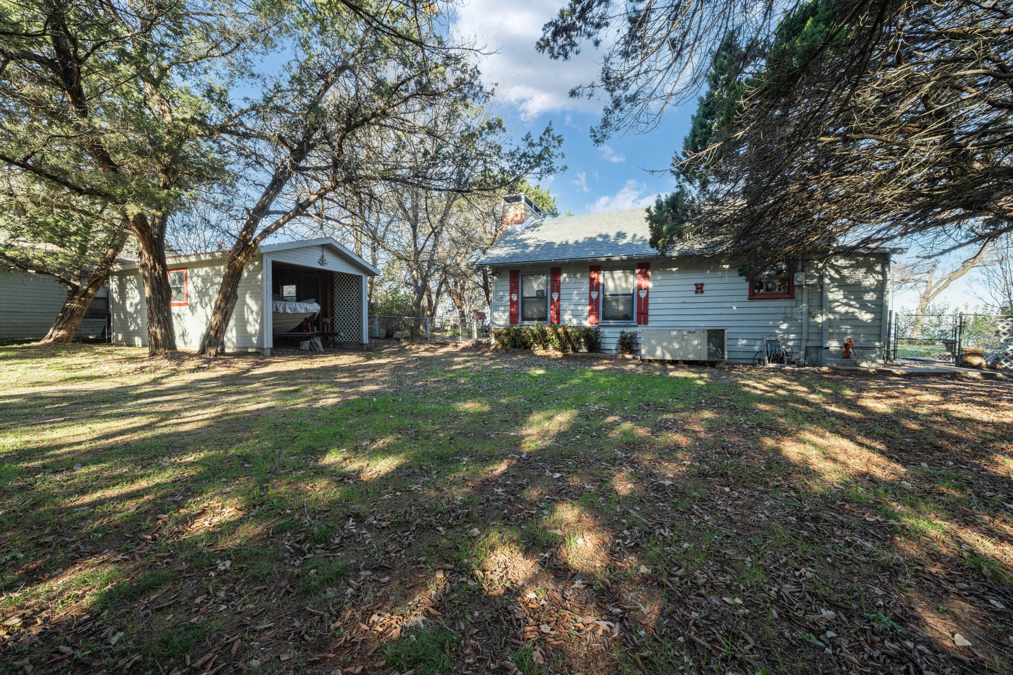 279 Canyon Drive