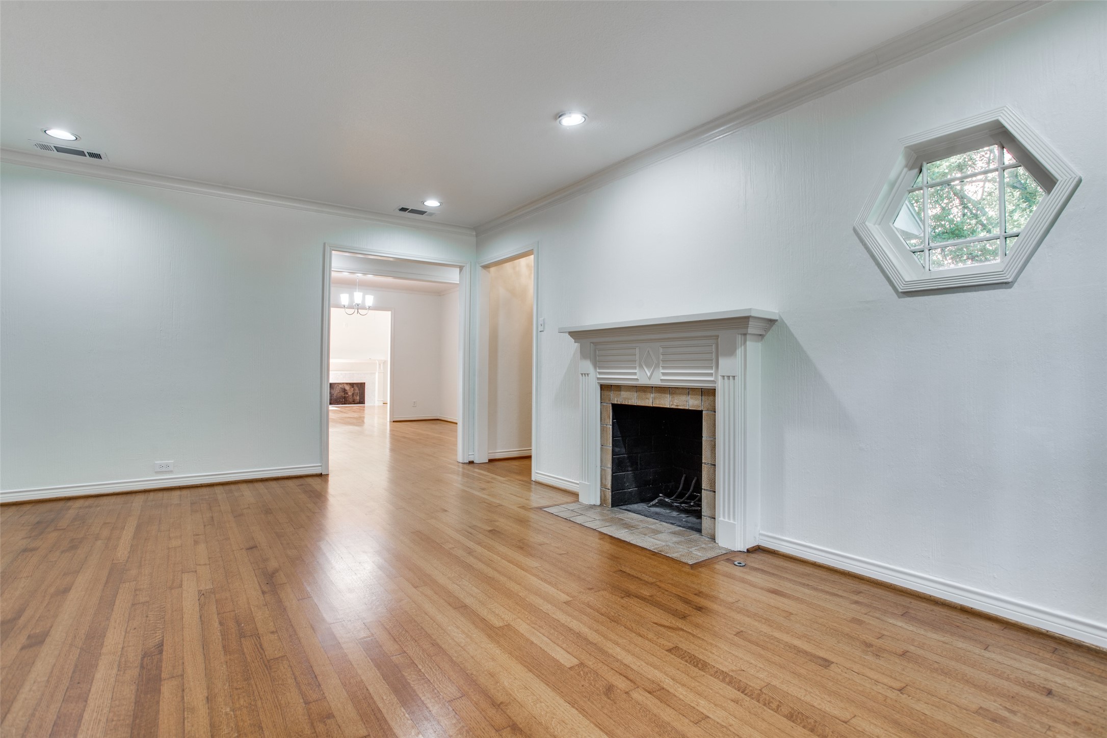 4209 Greenbrier Drive