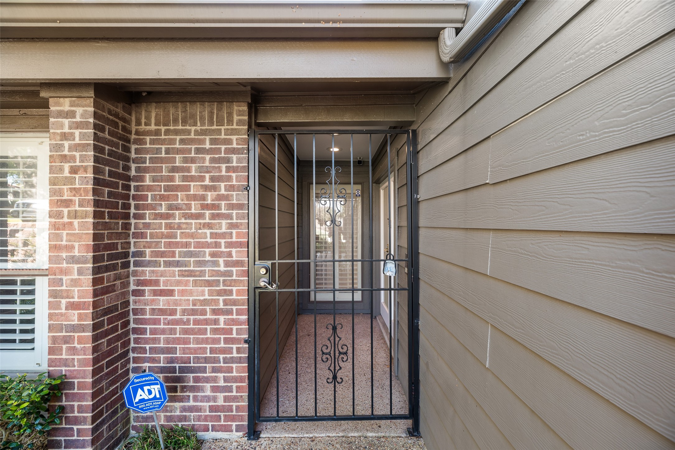 7844 High Oaks Circle