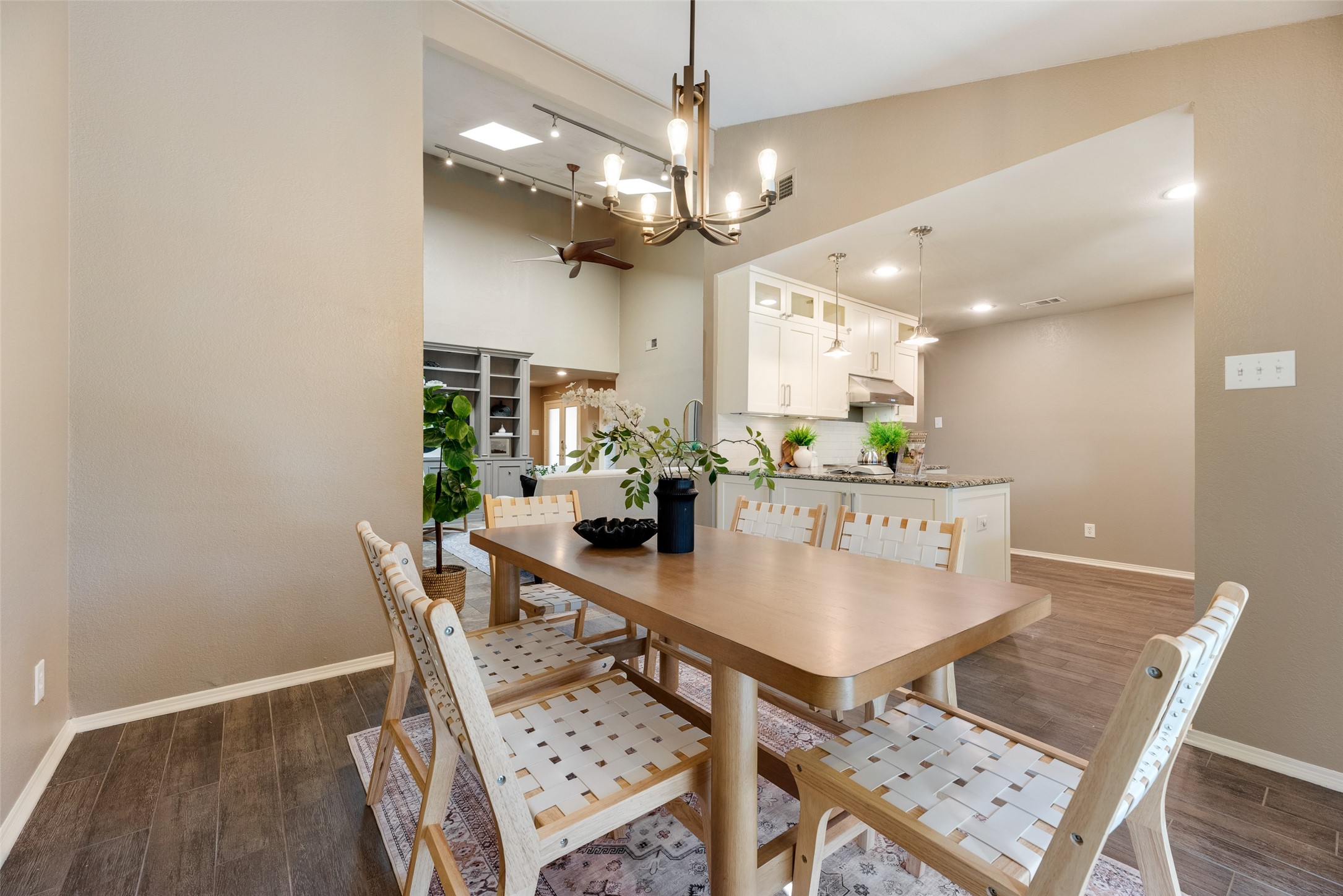 7844 High Oaks Circle