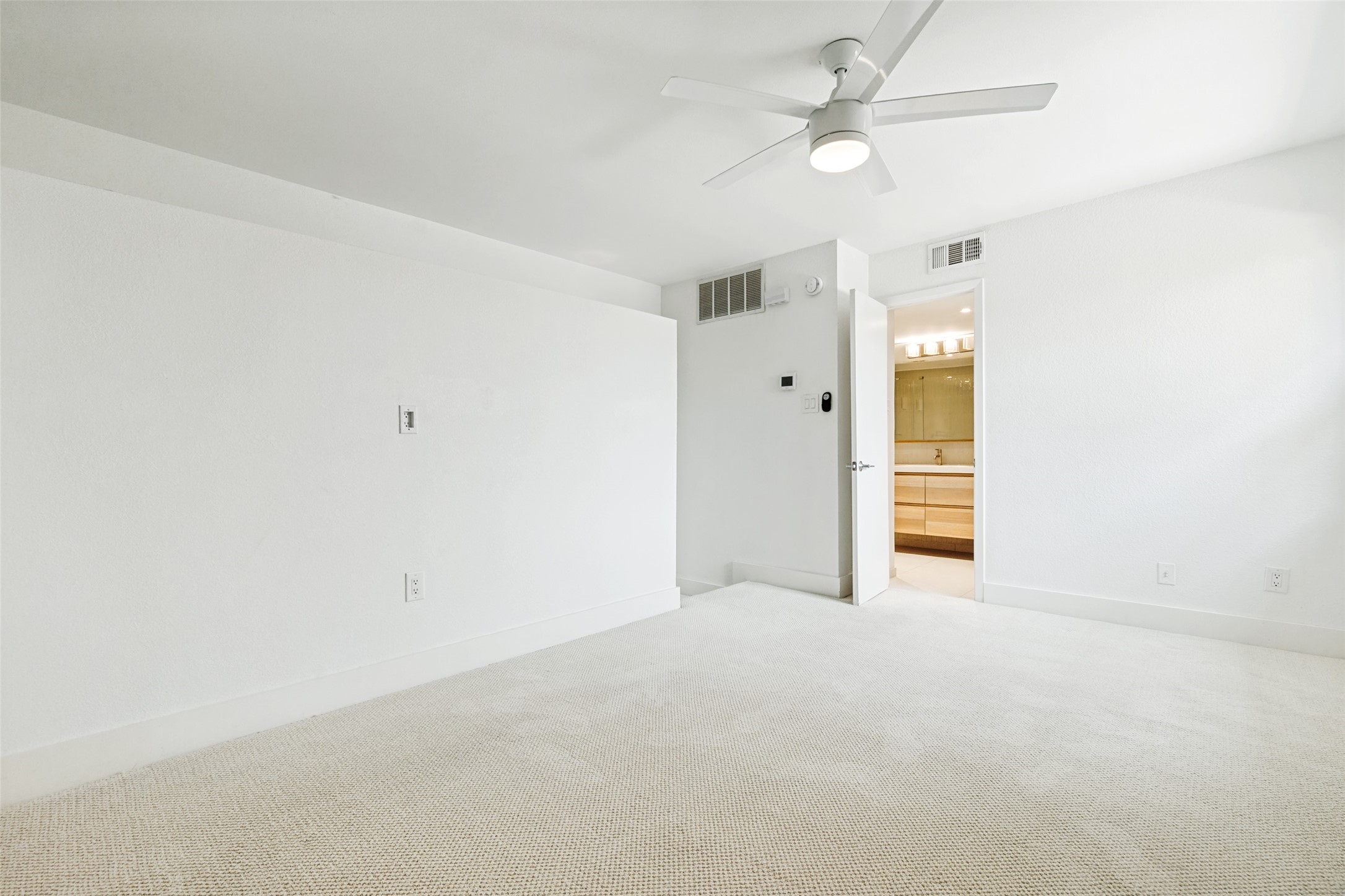 7640 W Greenway Boulevard 8H