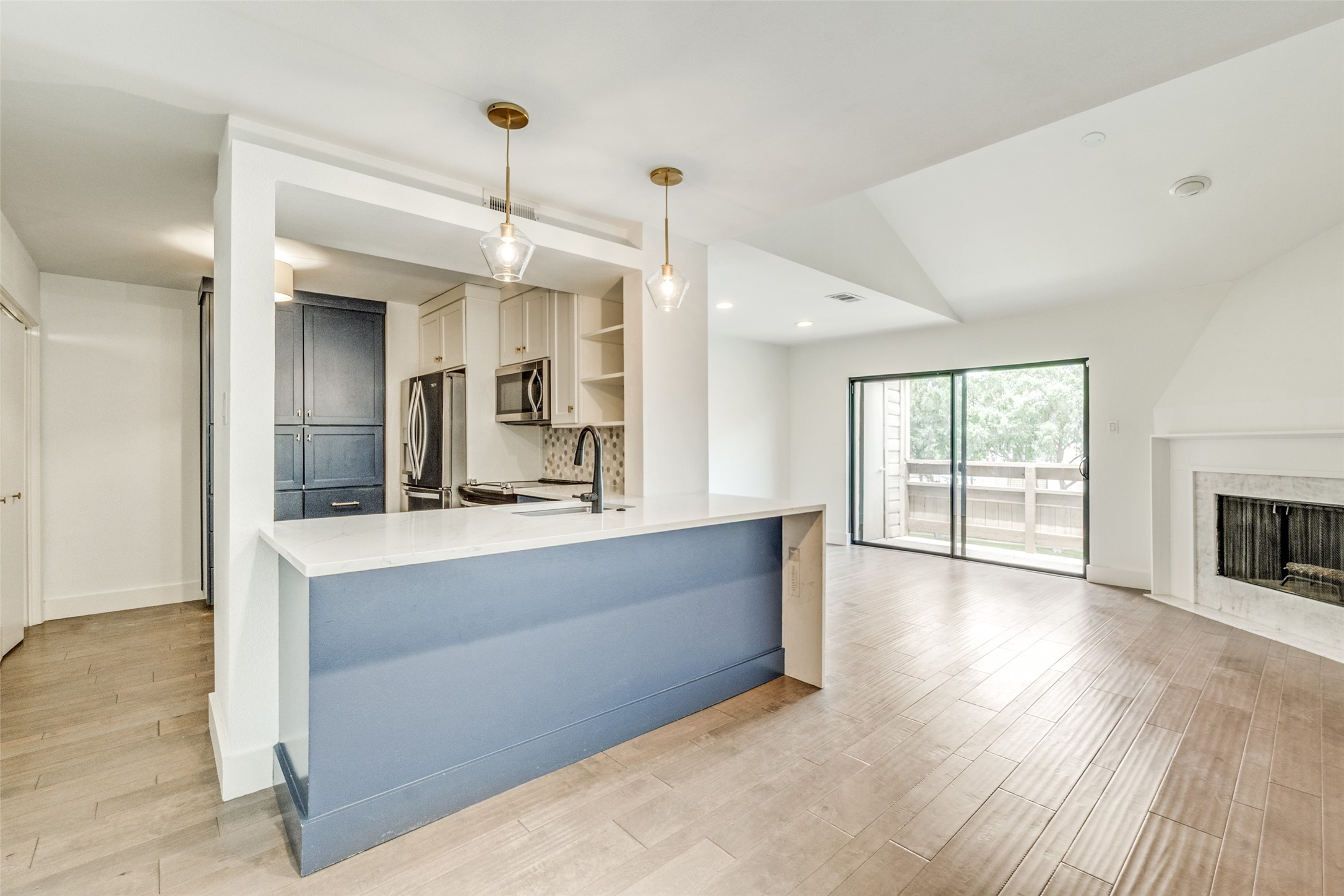 7640 W Greenway Boulevard 8H
